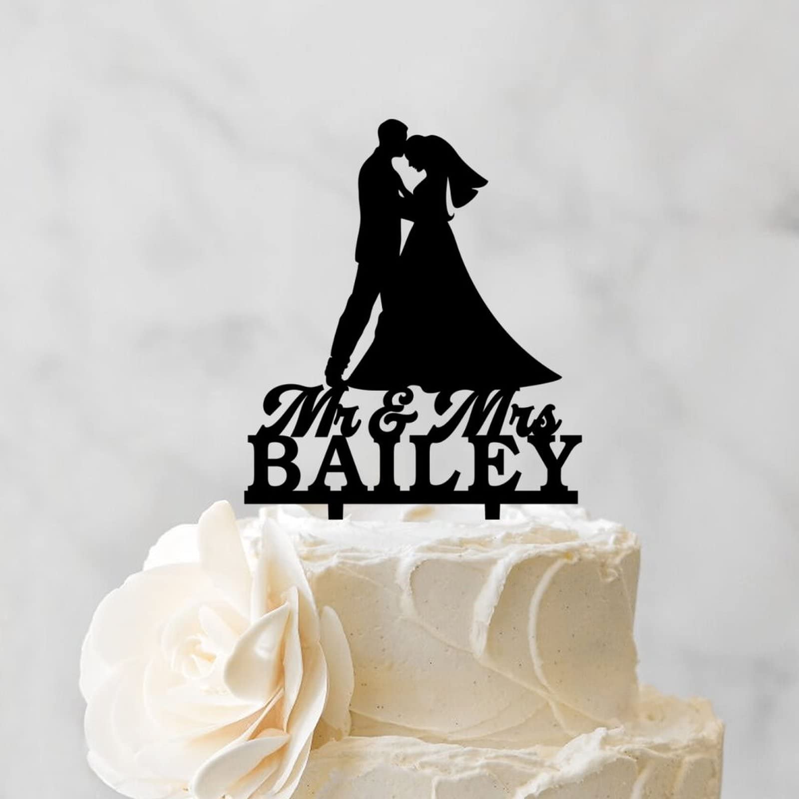 Personalized Mr & Mrs Wedding Cake Toppers - Kissing Couple Silhouette Acrylic Black Cake Topper for Engagement & Wedding Decorations | Perfect for Wedding Cakes, Anniversary Cakes & Bridal Showers