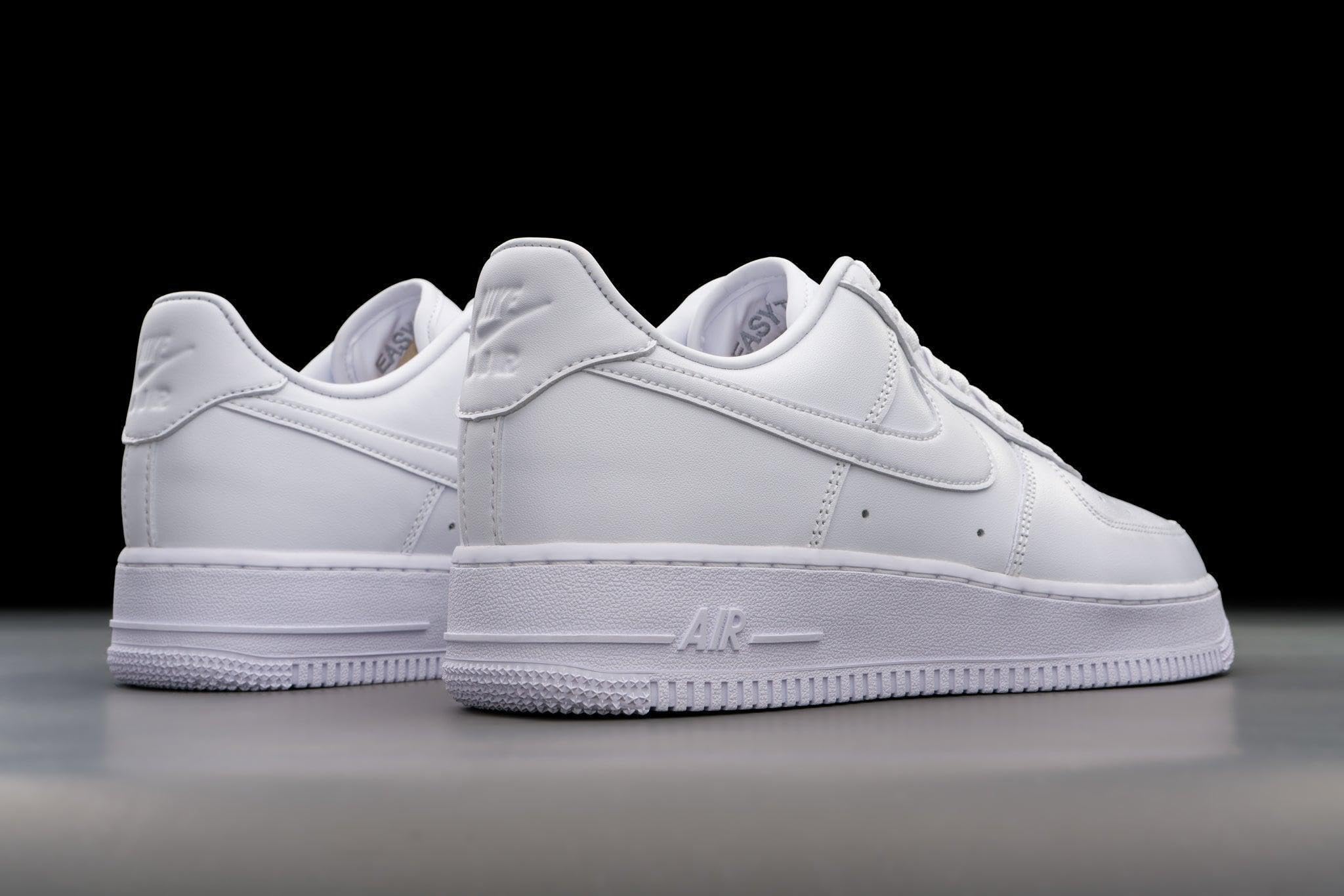 Nike Men's Air Force 1 Sneakers - White Low-Top Basketball Shoes for Men - Comfortable Athletic Casual Wear for Gym, Street Style & Everyday Outfits