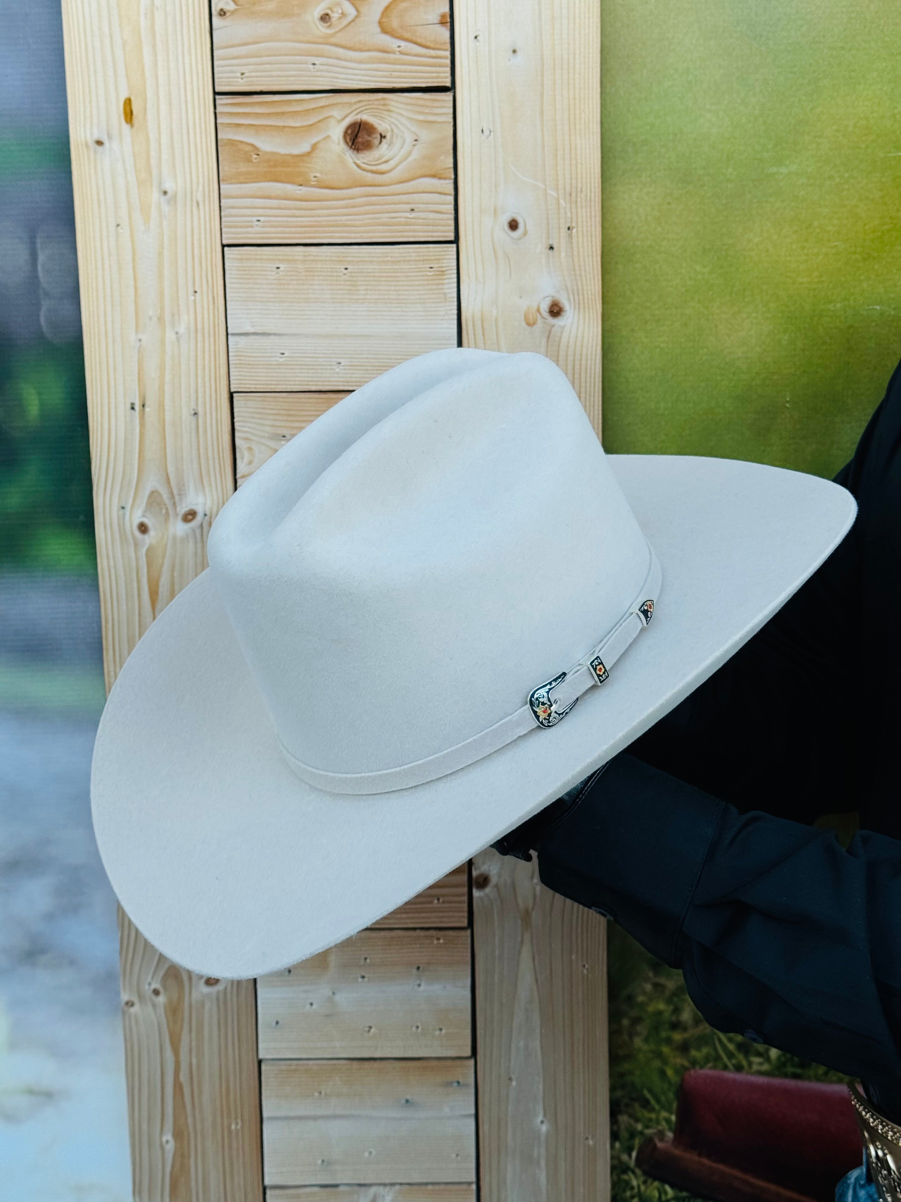 Rock'em 100x Johnson Felt Hat for Men - Classic Western Cowboy Hat for Outdoor Rodeo, Country Music Festivals & Ranch Work