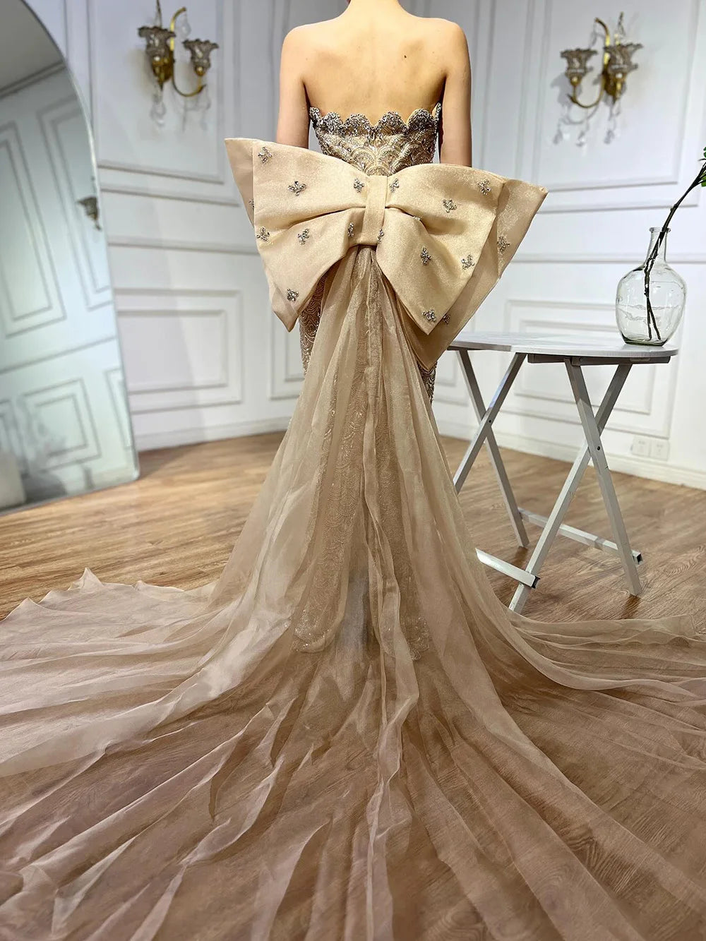 Luxury Dubai Nude Saudi Arabic Evening Gown with Beaded Tassel Dress for Formal Occasions - Elegant Party Wear for Weddings, Galas & Special Events LA72730