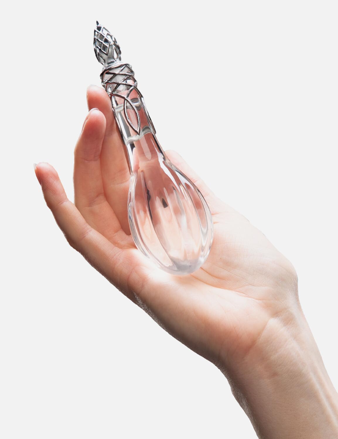 Weta Workshop Lord of The Rings Galadriel's Phial Prop Replica - Premium Collectible Elven Light - Perfect for LOTR Fans, Display, and Cosplay