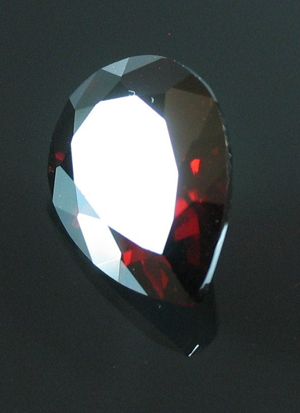 Wholesale Natural Genuine African Garnet Gemstones - Pear Cut 5x3mm to 10x7mm Loose Stones, VVS Eye Clean, January Birthstone - Perfect for Jewelry Making, Engagement Rings & Birthstone Gifts