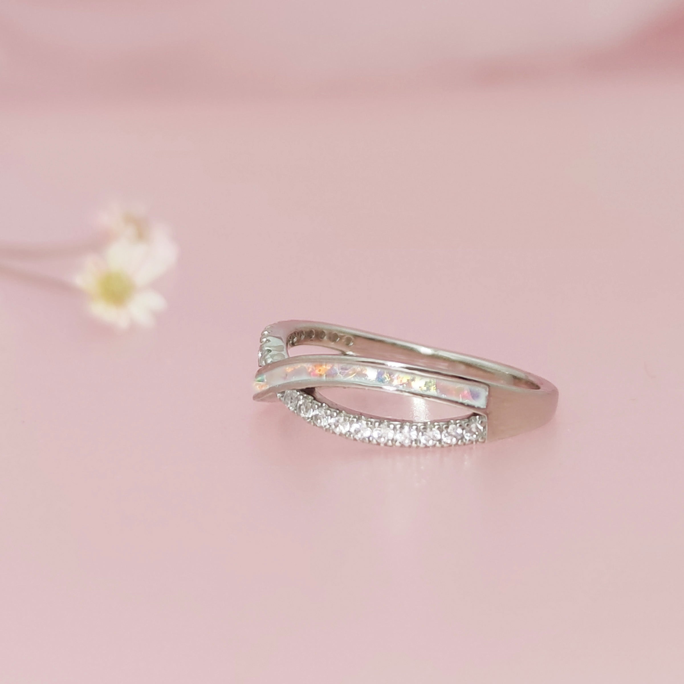 Love Bond Ashes Ring - Memorial Jewelry for Loved Ones - Perfect for Remembrance, Keepsake & Sympathy Gifts