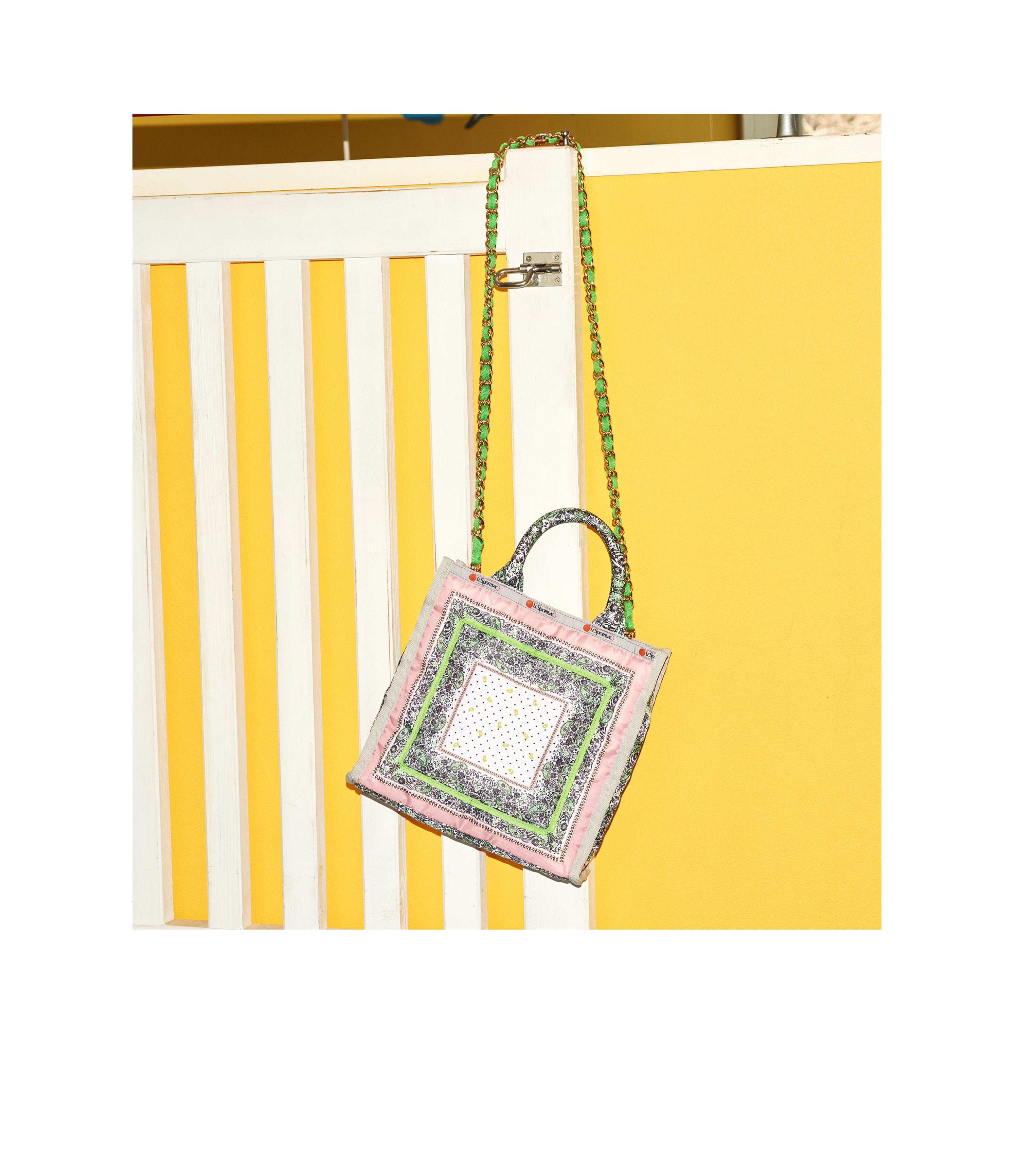 Stylish Small Chain Tote Bag for Women - Trendy Crossbody Shoulder Bag with Detachable Chain Strap - Perfect for Shopping, Travel & Everyday Use