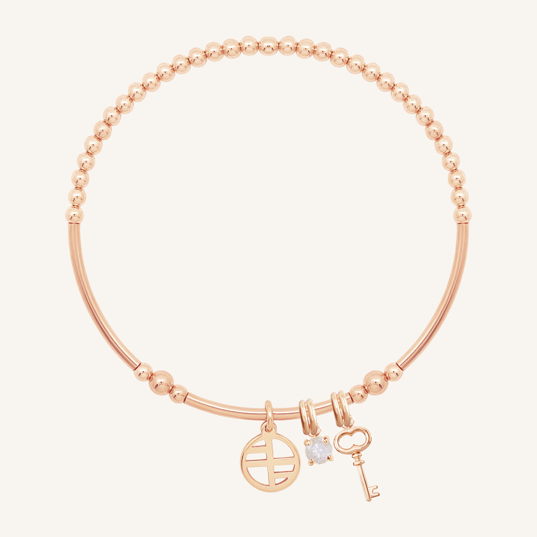 Graduation Charm Bracelet - Elegant Keepsake Gift for Graduates - Perfect for Commencement, Prom & Special Occasions