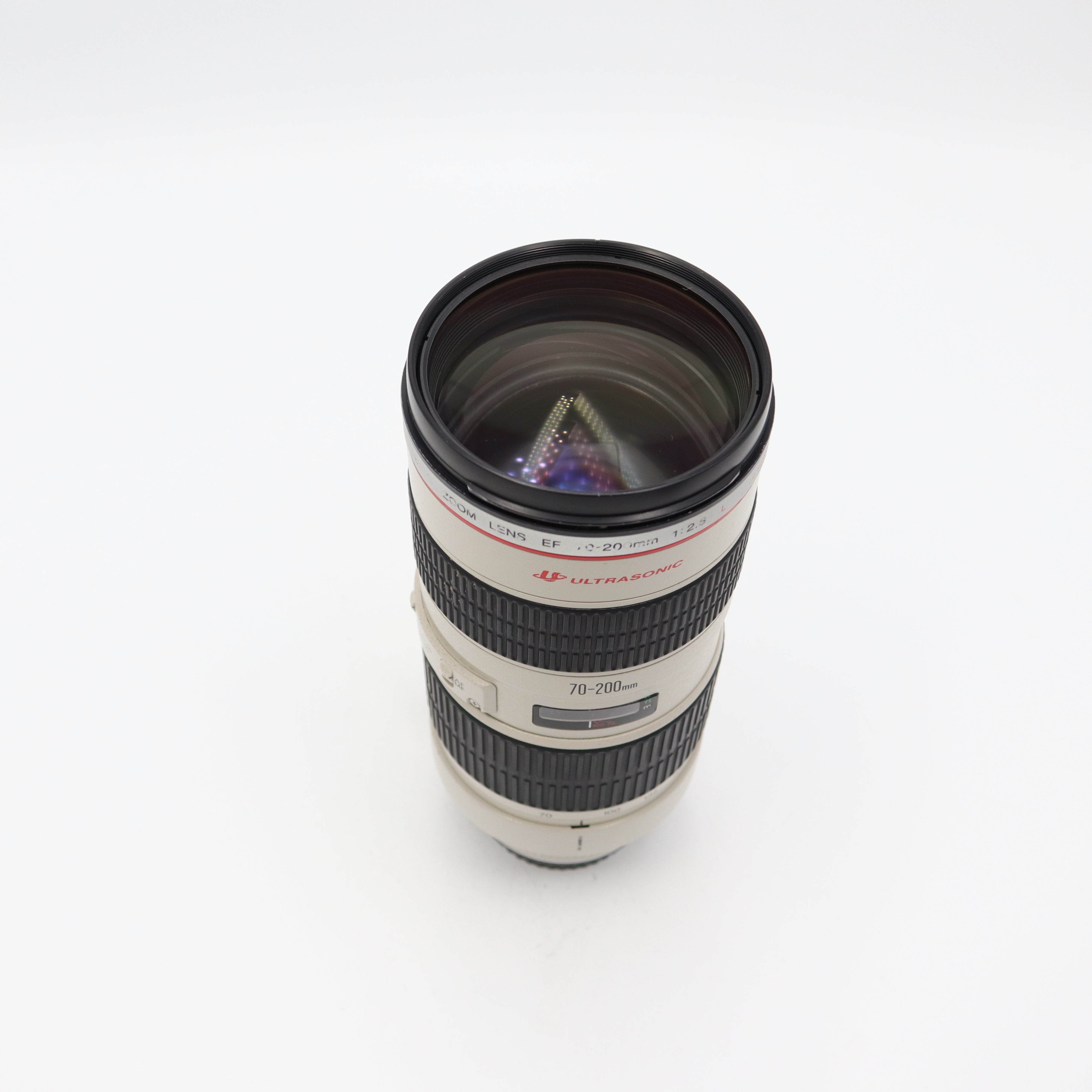 Canon EF 70-200mm f/2.8L IS USM Telephoto Zoom Lens - Professional Photography for Sports, Wildlife & Portraits - Used (Like New Condition)