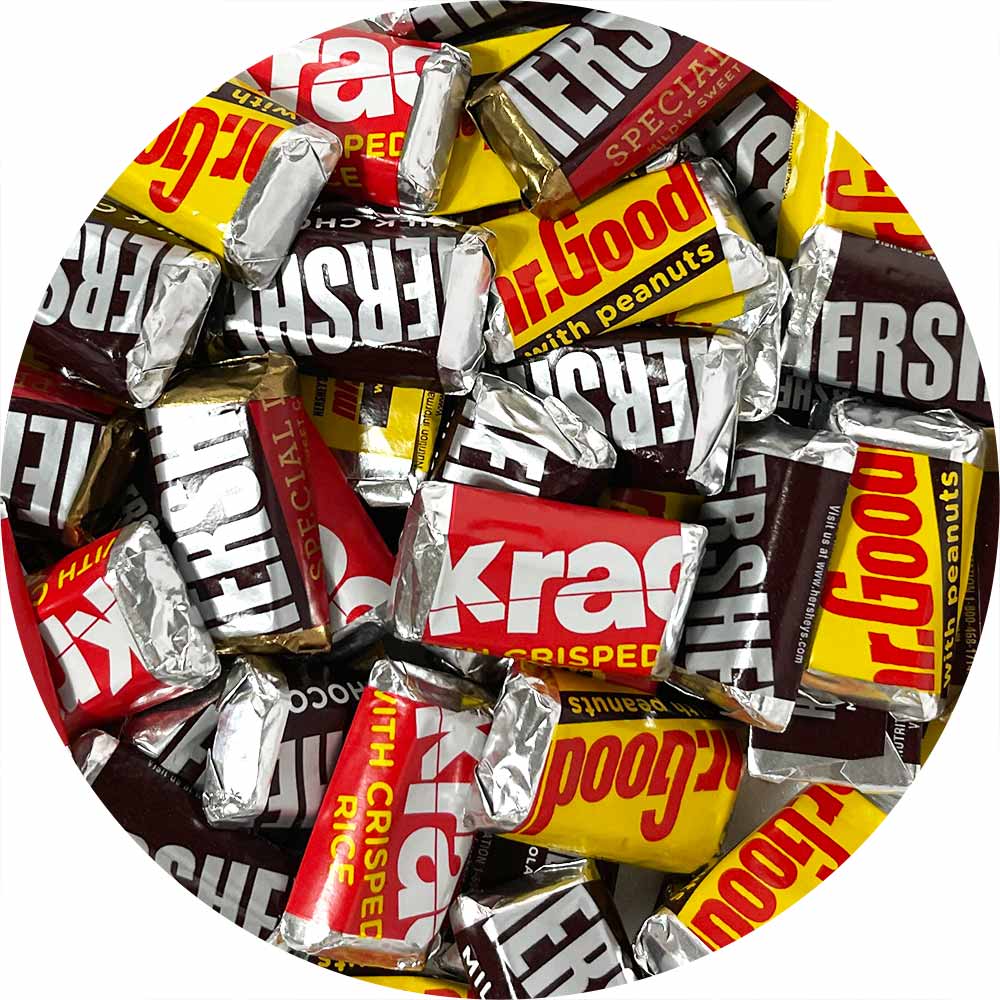 Hershey's Miniature Chocolate Bars Assorted Variety Pack - 4.17lb Bulk Bag - Perfect for Halloween Candy, Party Favors & Office Snacks