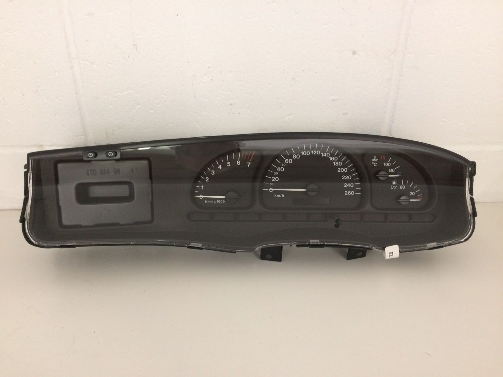 Genuine Holden Dash Cluster JS Vectra 1997-2000 2.2L - OEM Replacement Part for Holden Vectra JS Model - Perfect for Car Dashboard Repair & Restoration Projects