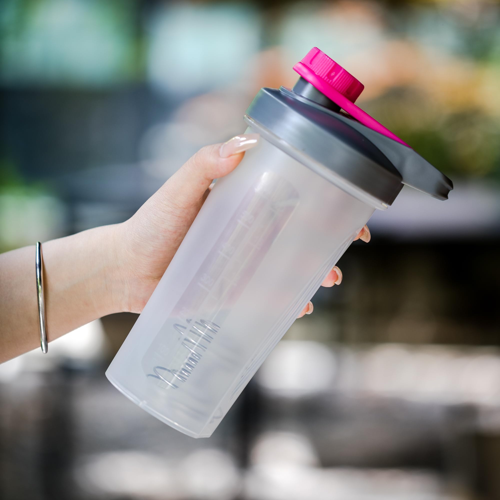 Premium 28oz Protein Shaker Bottle with Wire Whisk Ball & Twist Cap - Gray & Pink Mixer Bottle for Protein Powder, Pre-Workout & Meal Replacement Shakes - Ideal for Gym, Fitness & Post-Workout Recovery
