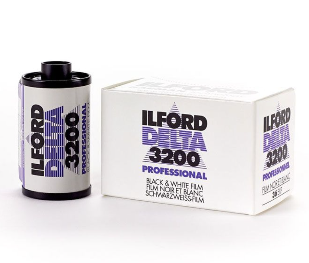 Ilford Delta Pro 3200 Black & White 35mm Film - 36 Exposures | High-Speed ISO 3200 for Low Light & Night Photography | Perfect for Street, Concert & Documentary Shooting