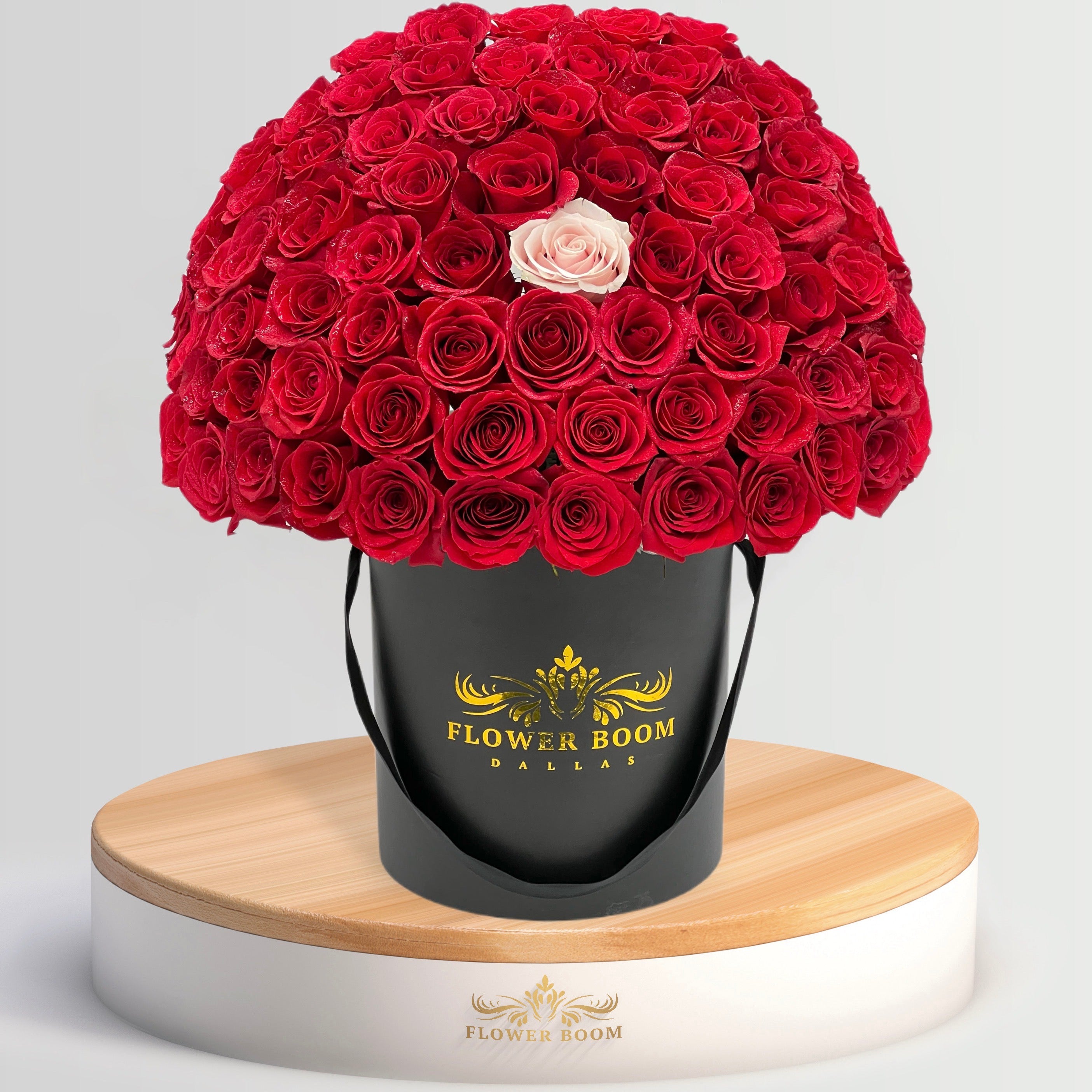 Beautiful Artificial Roses for Anniversary Gifts - Long Lasting Silk Flowers for Romantic Decor, Wedding Centerpieces & Home Décor