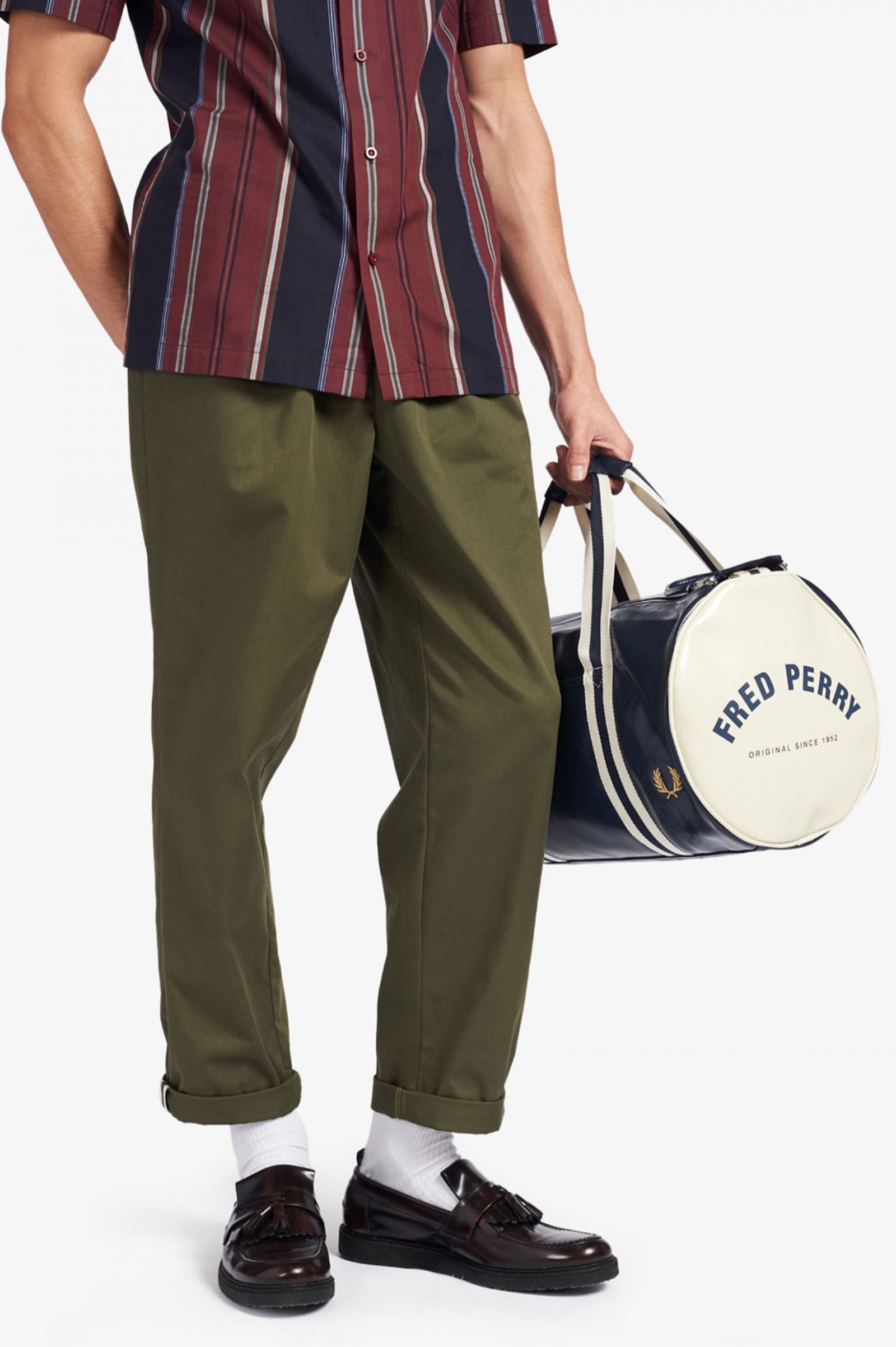 Fred Perry Classic Barrel Bag - Stylish & Durable Crossbody Bag for Men & Women | Perfect for Travel, Work & Everyday Use