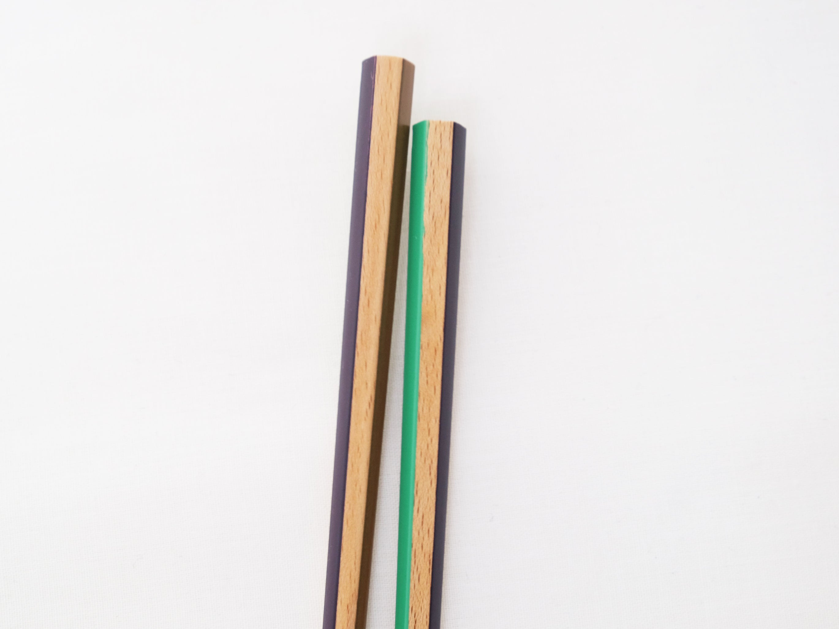 Premium Matsukan Chopsticks Set - Elegant Green & Purple Wooden Panels for Sushi, Asian Cuisine & Home Dining | Perfect Gift for Food Lovers & Kitchen Enthusiasts