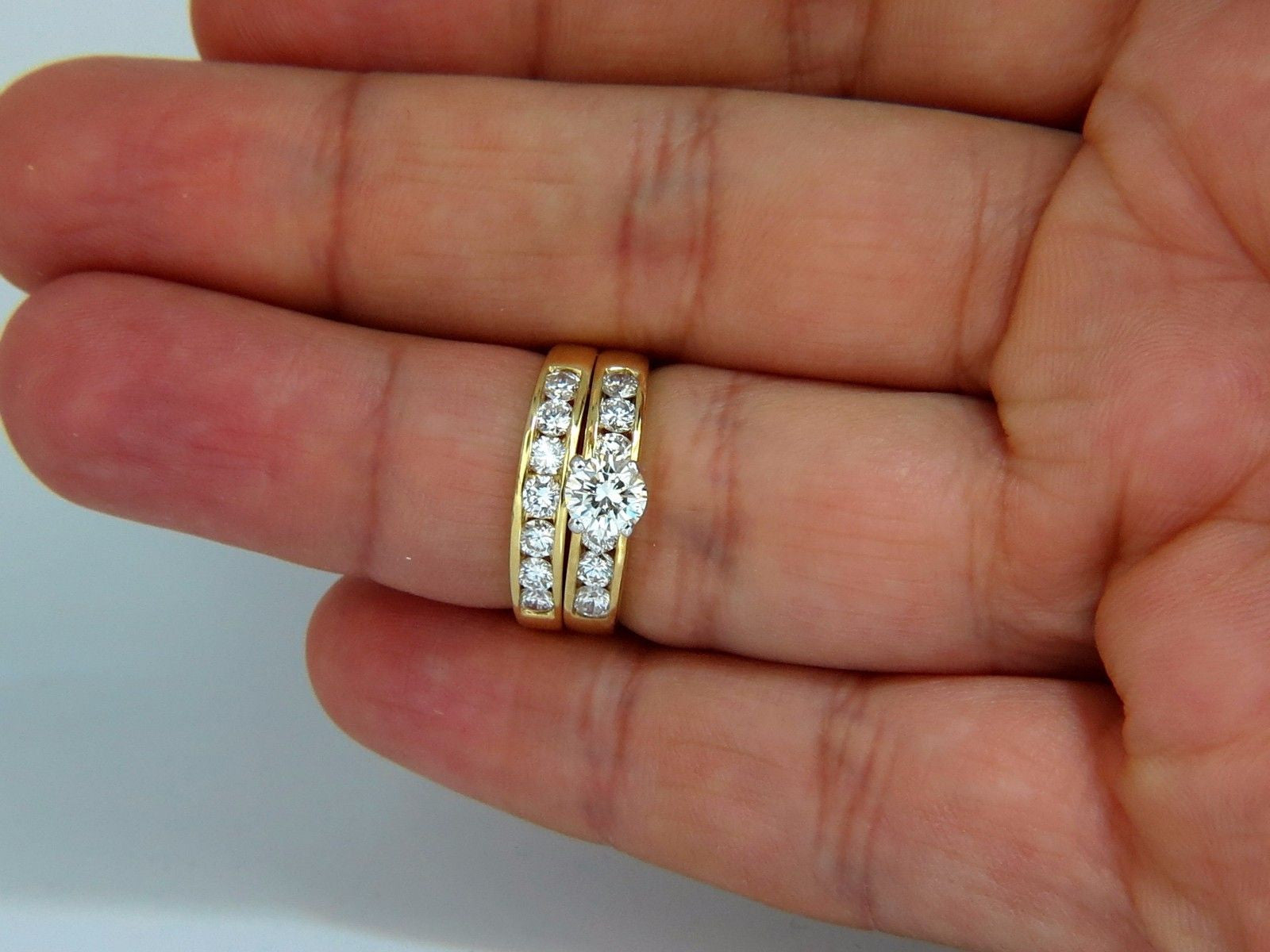 GIA Certified 2.01 Carat Natural Round Diamond Engagement Ring with 18K Gold Wedding Band - Perfect for Proposals, Anniversaries & Special Occasions