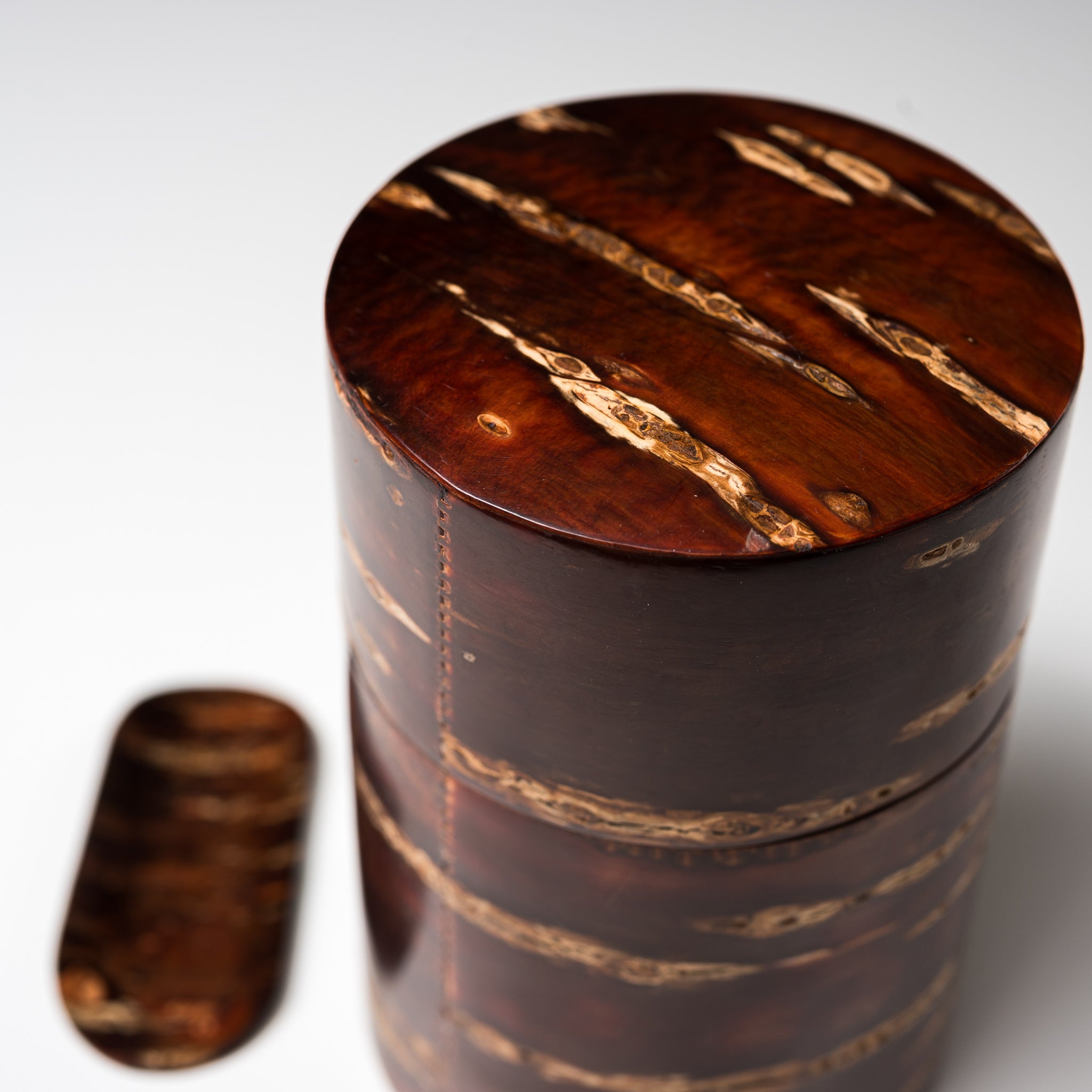 Premium Tomioka Cherry Bark Tea Caddy Set - Sokawa Large Size - Handcrafted Japanese Birch Wood Tea Storage Box - Perfect for Matcha, Loose Leaf Tea & Coffee Storage - Home & Office Tea Ceremony Accessories