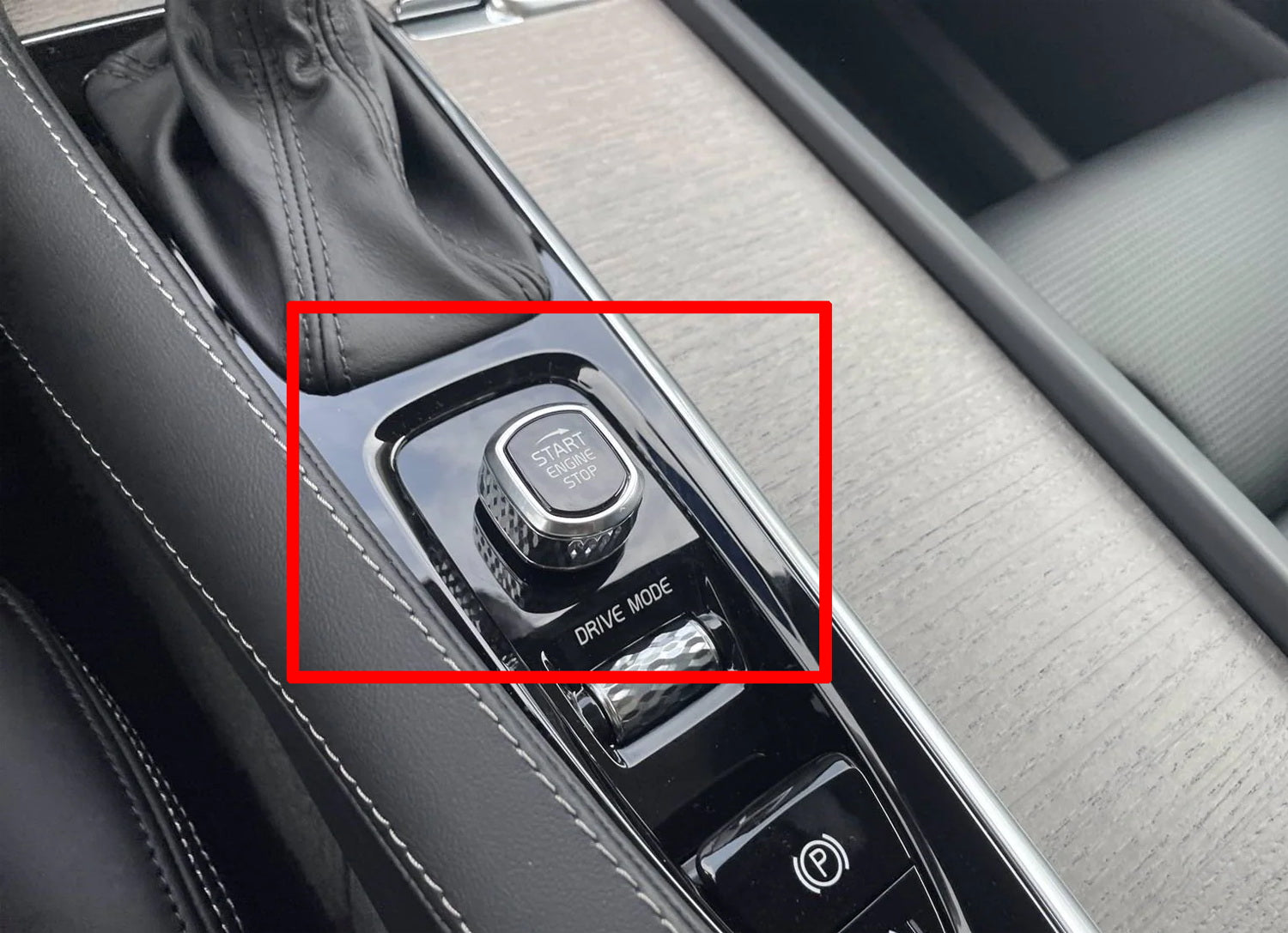 3D Red Carbon Fiber Engine Start/Stop Button Cover for Volvo XC60 XC90 S90 S60 V90 V60 - Premium Car Accessory for Enhanced Interior Styling & Driving Experience