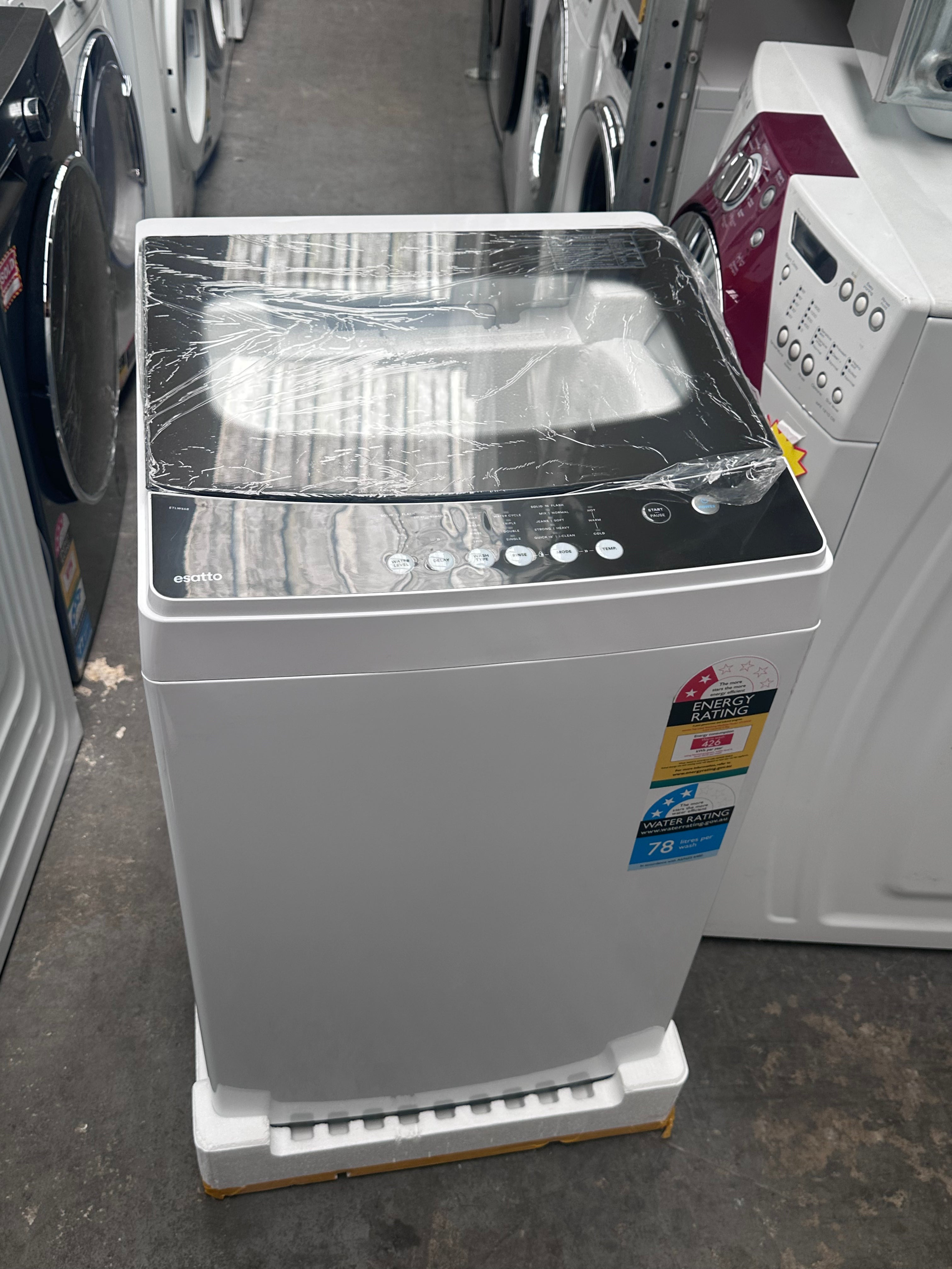 Esatto 5.5kg Top Load Washing Machine - New Current Model (Carton Damage Only, Unit Perfect) for Small Apartments & Laundry Rooms