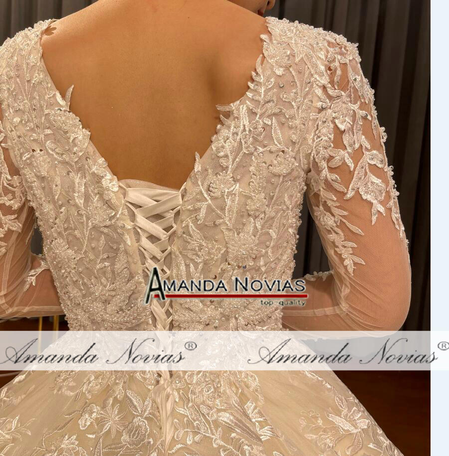 Elegant Lace Wedding Dress for Bride - Style NS4225 | Perfect for Church Ceremony, Beach Wedding & Romantic Photoshoot