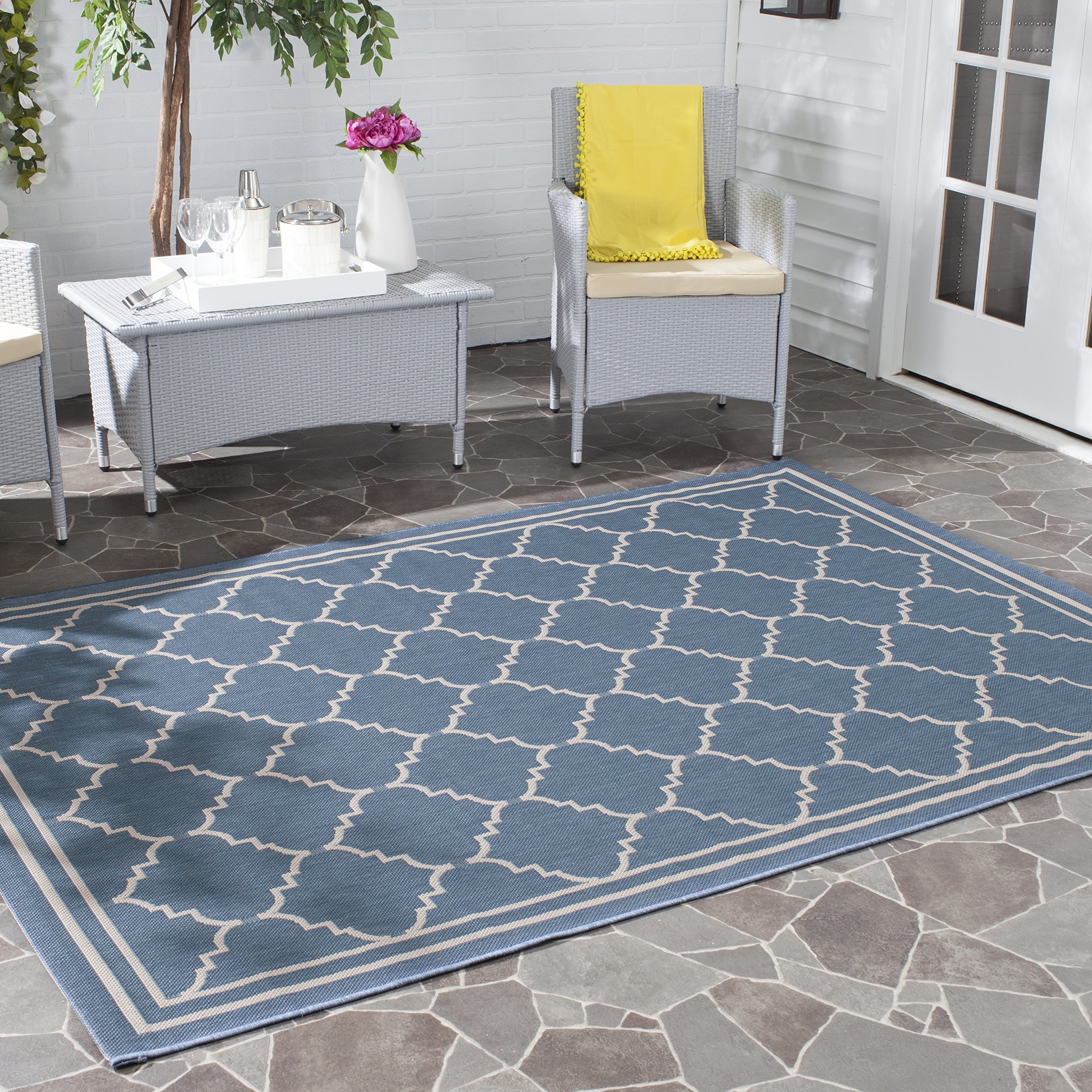 SAFAVIEH Courtyard Collection 6'7