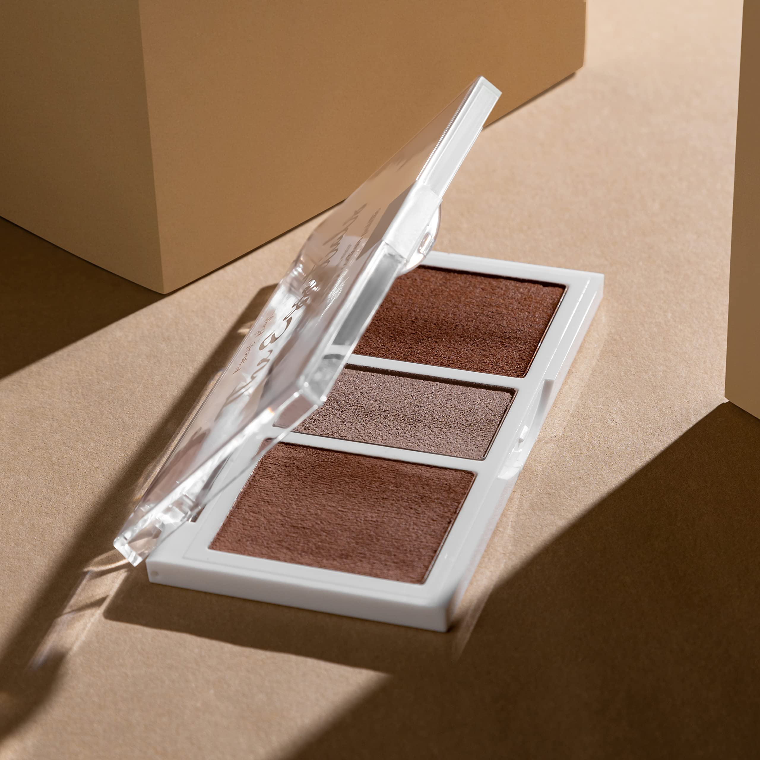 Pigment Play Mousse Contour Palette - Essential Cream Contour Kit for Face Sculpting | Perfect for Makeup Artists & Beginners | Ideal for Everyday Glam & Special Occasions