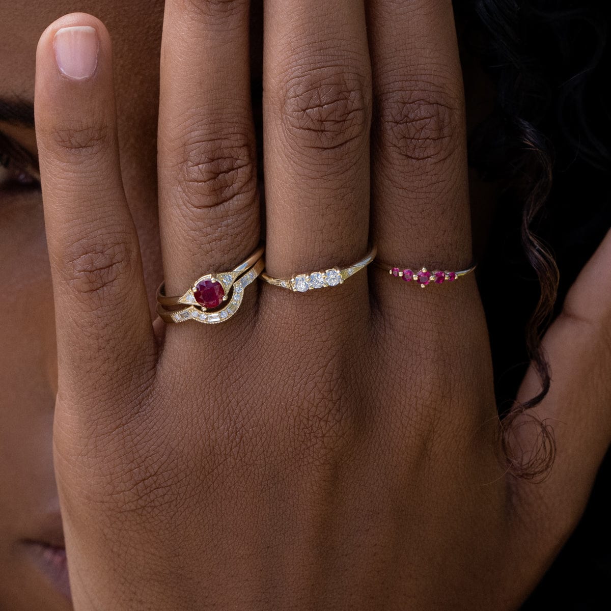 Diamond Staccato Arch - Elegant and Durable Jewelry for Women, Perfect for Weddings, Parties, and Special Occasions