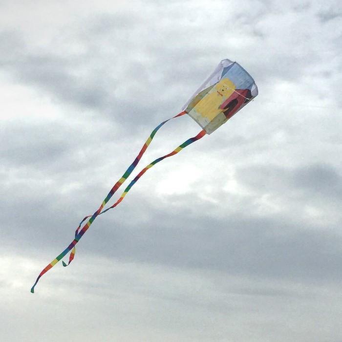 18-Piece Sled Coloring Kite with Crayons - Fun Outdoor Activity for Kids, Perfect for Beach, Park & Snow Day Play