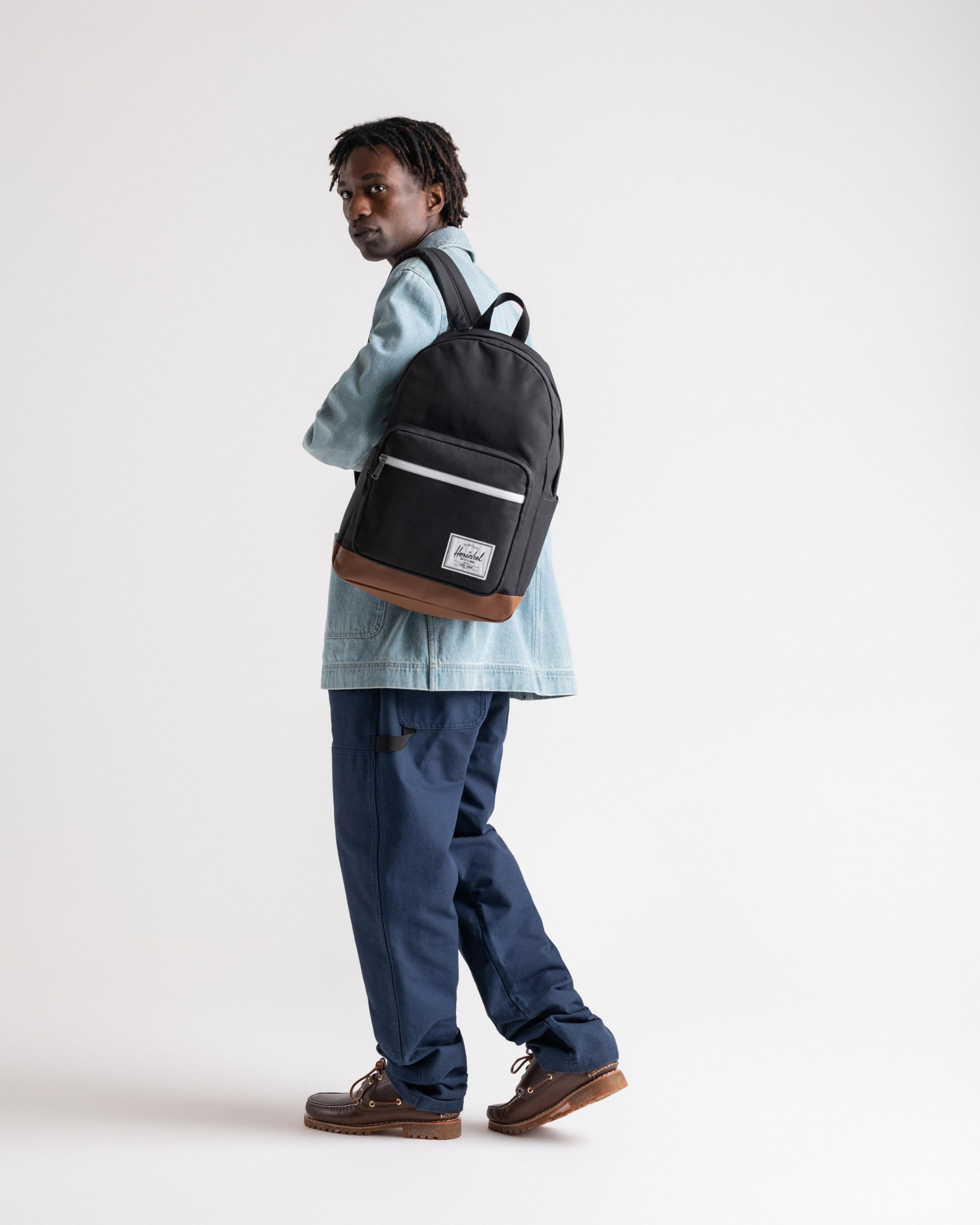Herschel Supply Co. Pop Quick Backpack - Water-Resistant Daypack for School, Travel & Commuting - Green/Chicory Coffee - Lightweight Laptop Backpack with Front Pocket & Padded Straps