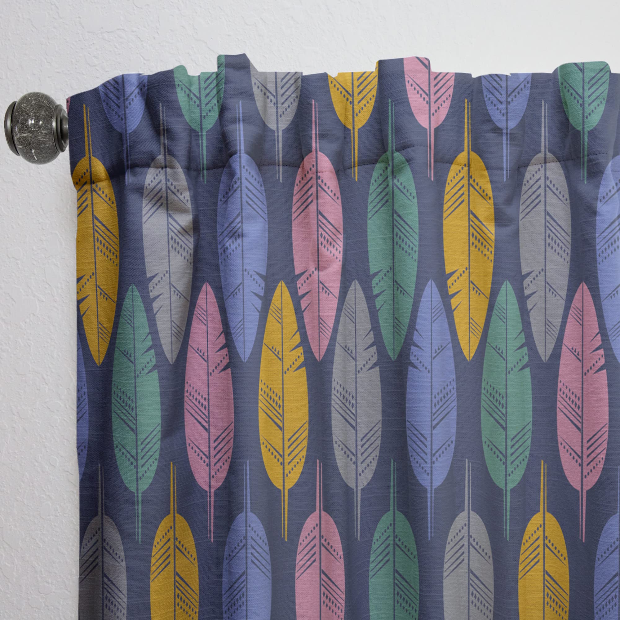 DesignQ Thermal Insulated Curtains - Multicolored Feather Pattern, Single Panel 52x95 Inch - Blackout Drapes for Bedroom & Living Room - Perfect for Privacy, Light Control & Energy Efficiency