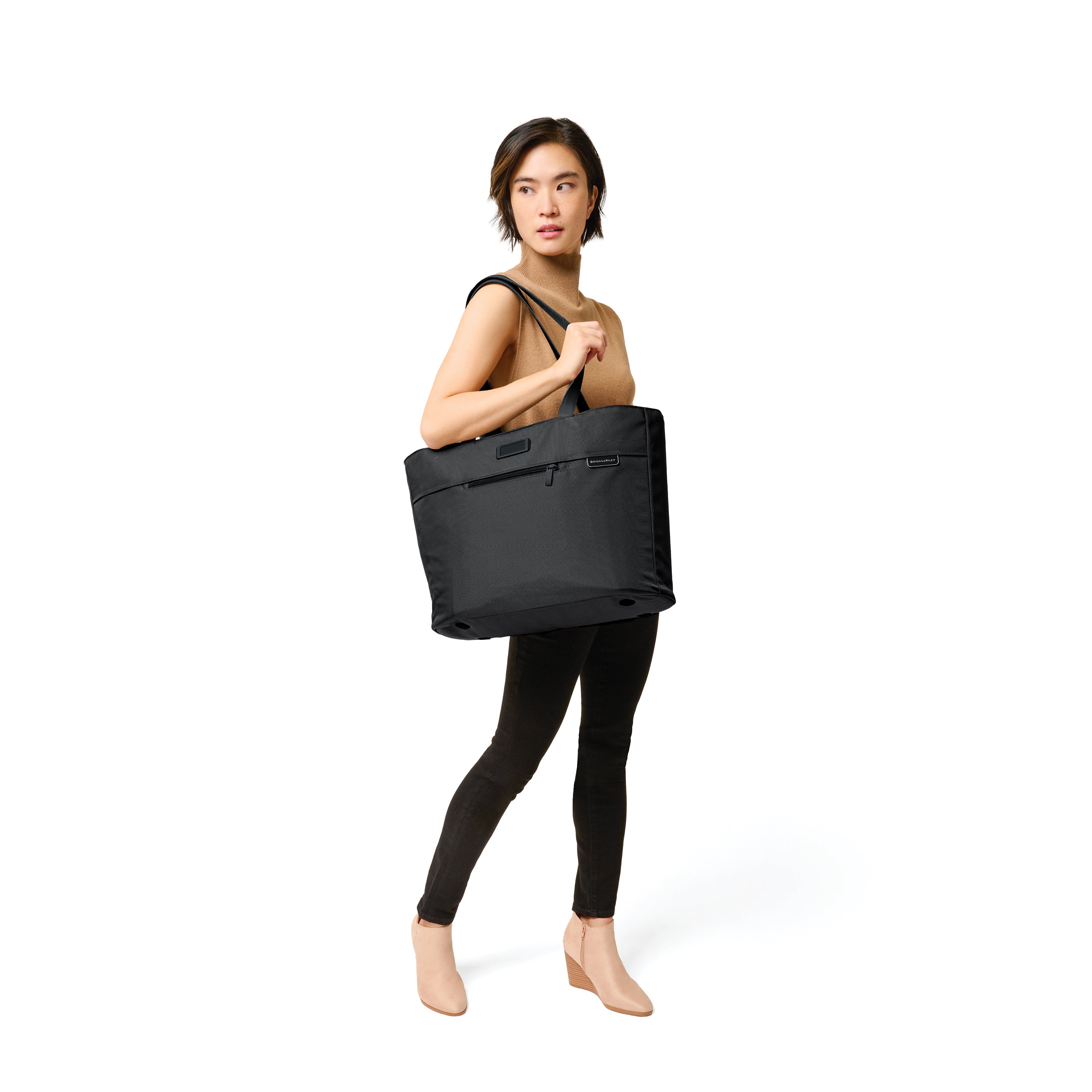 Briggs & Riley Baseline Traveler Tote Bag - Durable Carryall for Business & Travel - Perfect for Work, Gym & Weekend Getaways