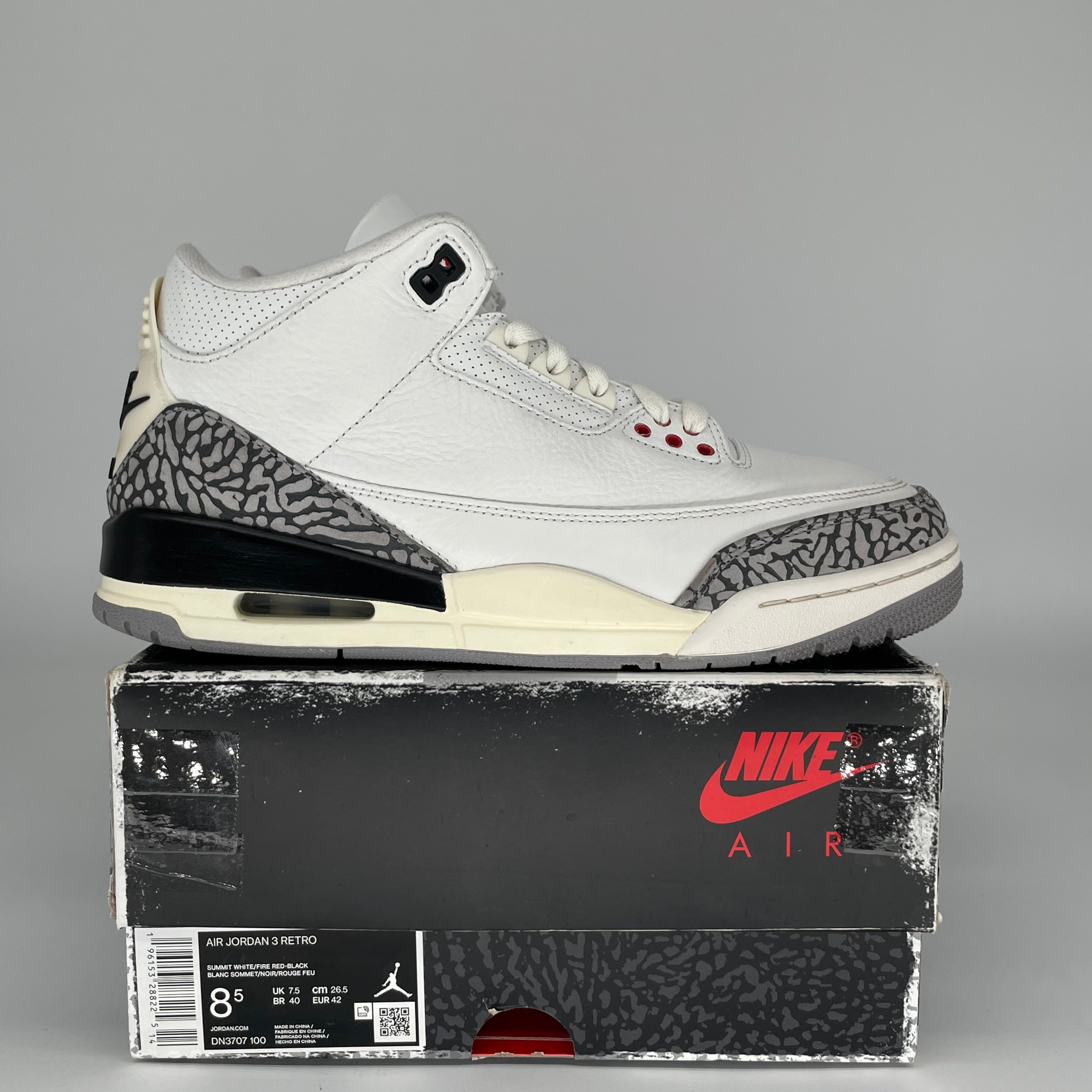 Original Title: AIR JORDAN 3 WHITE CEMENT REIMAGINED SIZE 8.5 DN3707 100   Optimized Title: **Air Jordan 3 Retro 'White Cement Reimagined' Men's Basketball Shoes - Size 8.5 (DN3707-100) - Authentic Sneakers for Casual Wear & Street Style**