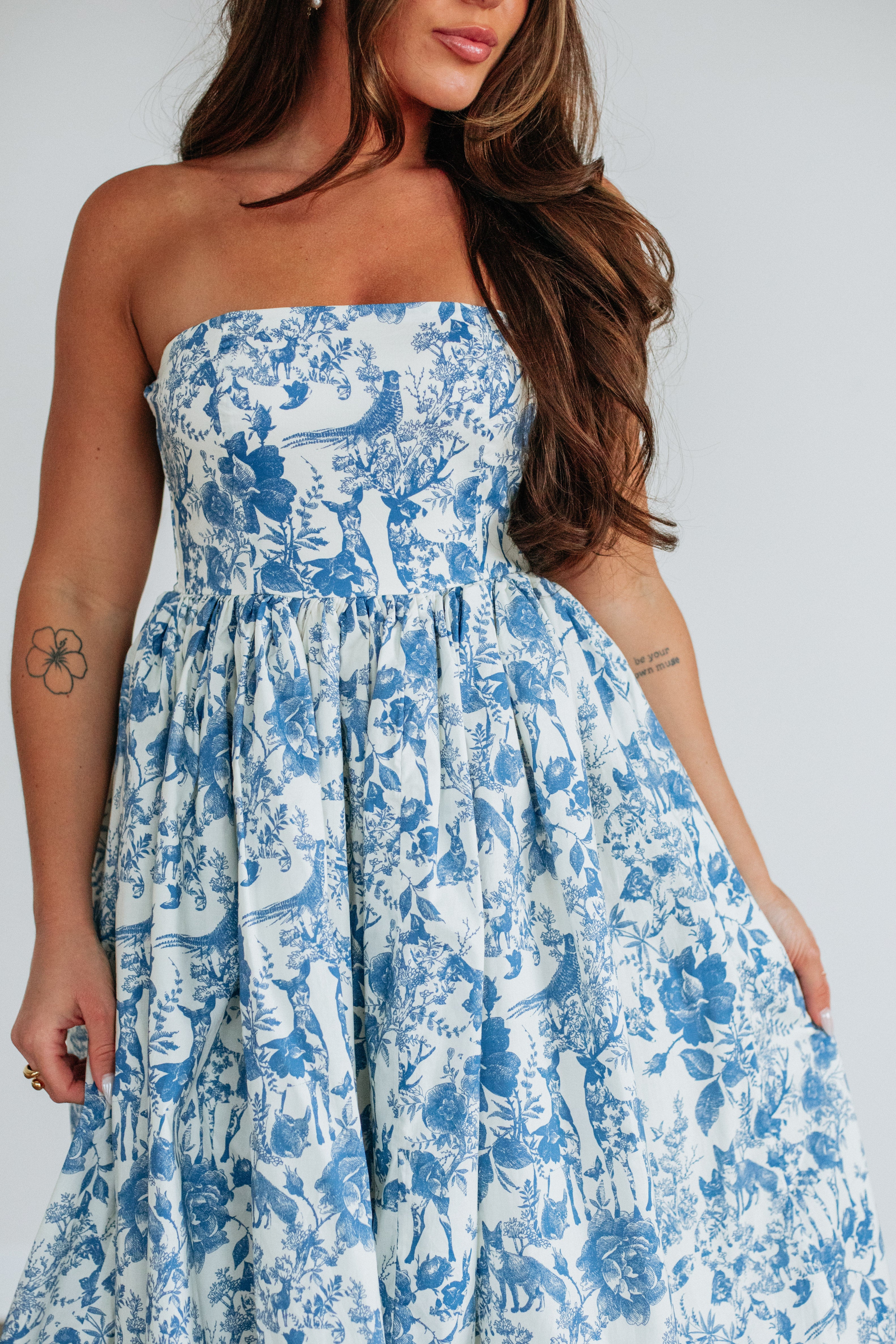 Ines Floral Dress for Women - Elegant Summer Flowy Maxi Dress with V-Neck & Floral Print - Perfect for Beach, Vacation, and Casual Outings