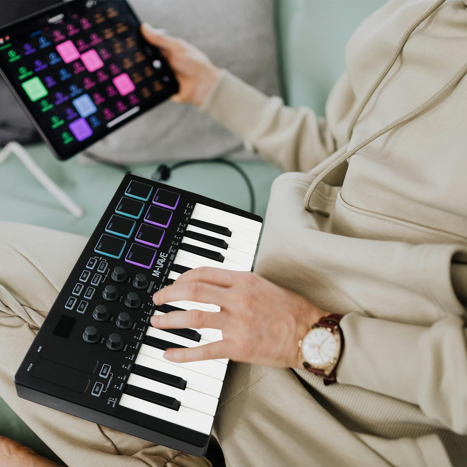 M-VAVE 25 Key USB MIDI Keyboard Controller with 8 Backlit Drum Pads - Wireless Semi-Weighted Professional Dynamic Keybed, 8 Knobs & Included Software - Perfect for Music Production, Home Studio Recording & Live Performances