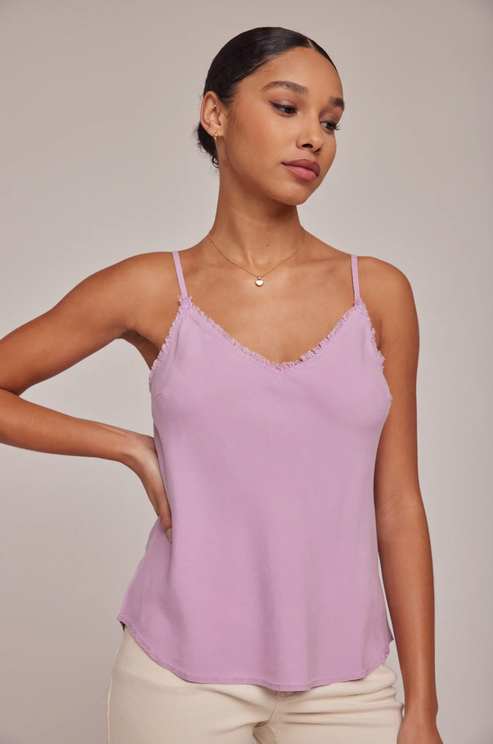 Women's Fashion Tank Top - Soft Breathable Summer Sleeveless Shirt for Casual Wear, Workout & Layering | B2243654303Sp23Belladahl