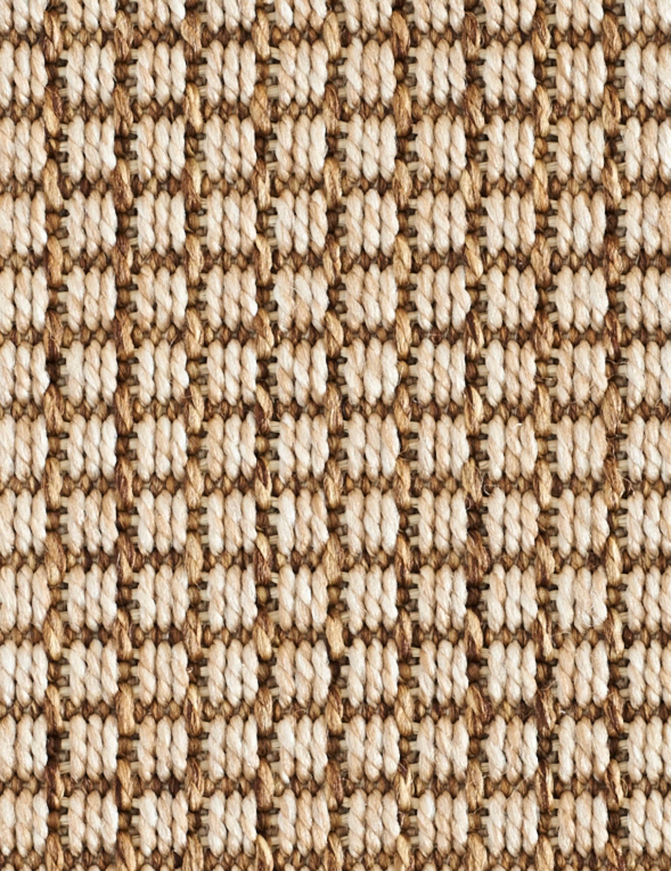 Premium Custom Maceo Indoor/Outdoor Rug - Durable Cedar Design for Patio, Deck, or Living Room Decor