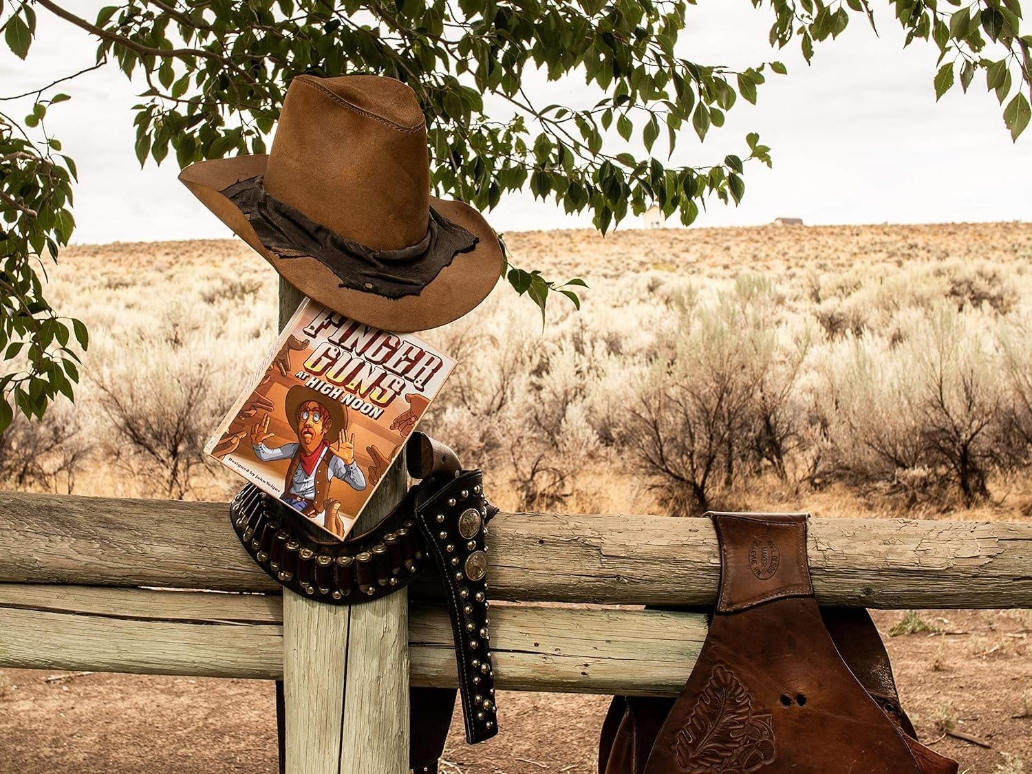 Finger Guns Toy - High Noon Duel Game for Kids & Adults | Fun Party, Cowboy-Themed Play & Western Role-Playing Scenes
