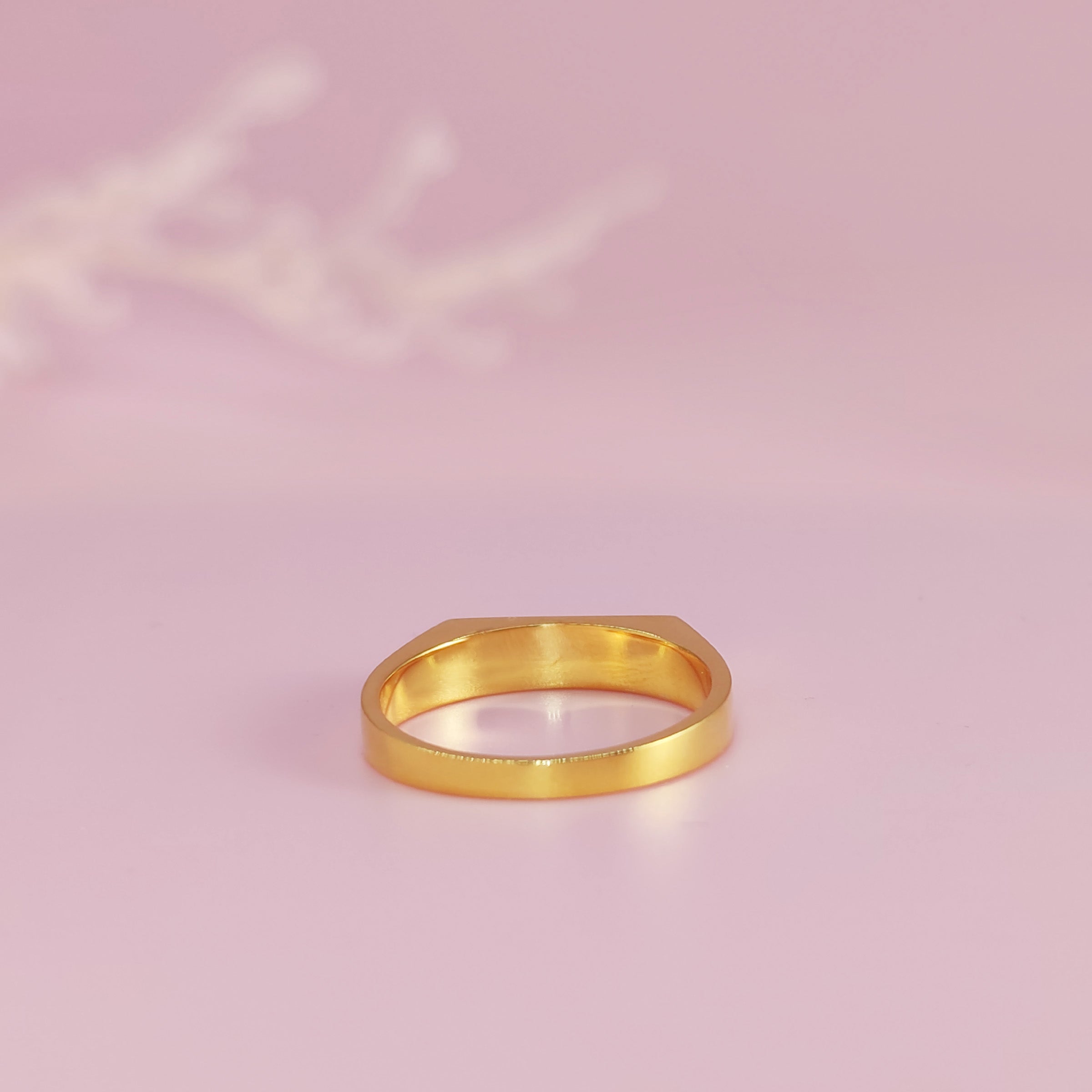 Radiant Horizon: Ashes Ring for Men - Sterling Silver Memorial Jewelry for Grieving, Remembrance & Special Occasions