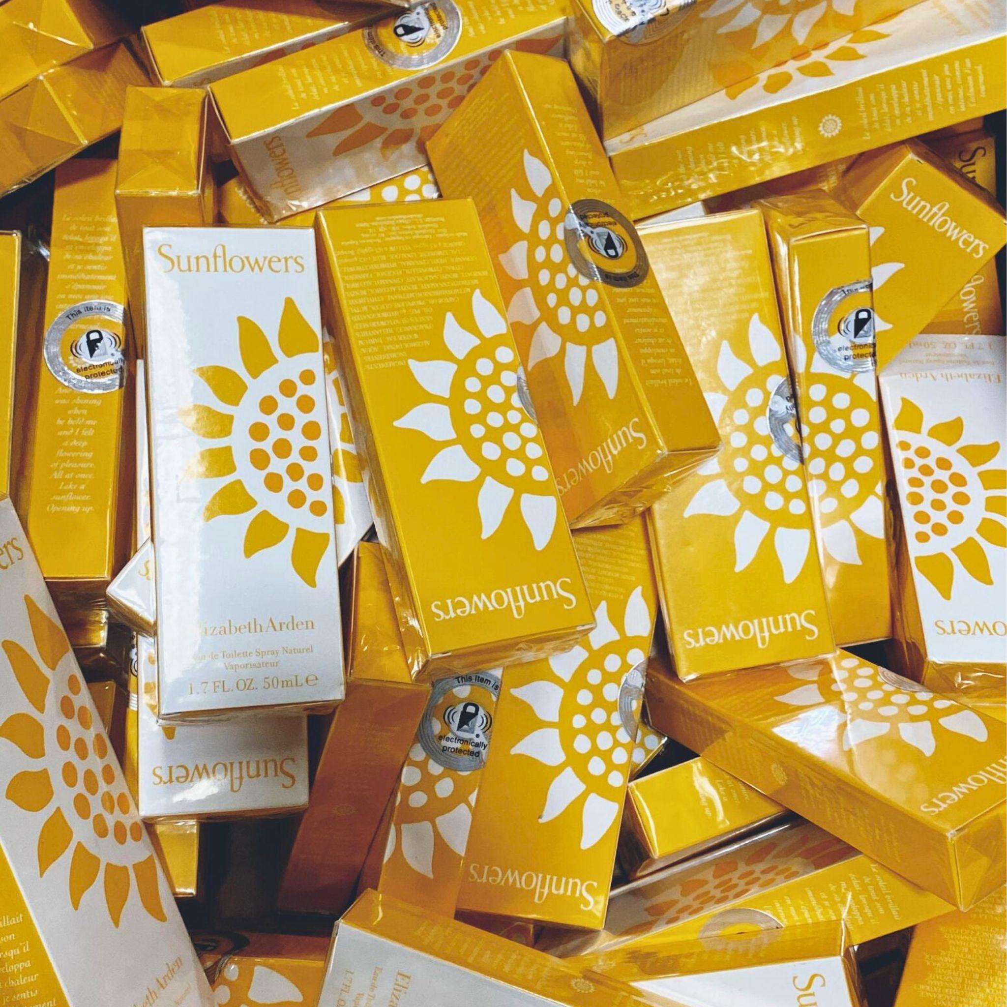 Elizabeth Arden Sunflowers Eau De Toilette Spray for Women - 1.7 oz (50ml) - Fresh Floral Fragrance - Perfect for Daily Wear, Office & Special Occasions