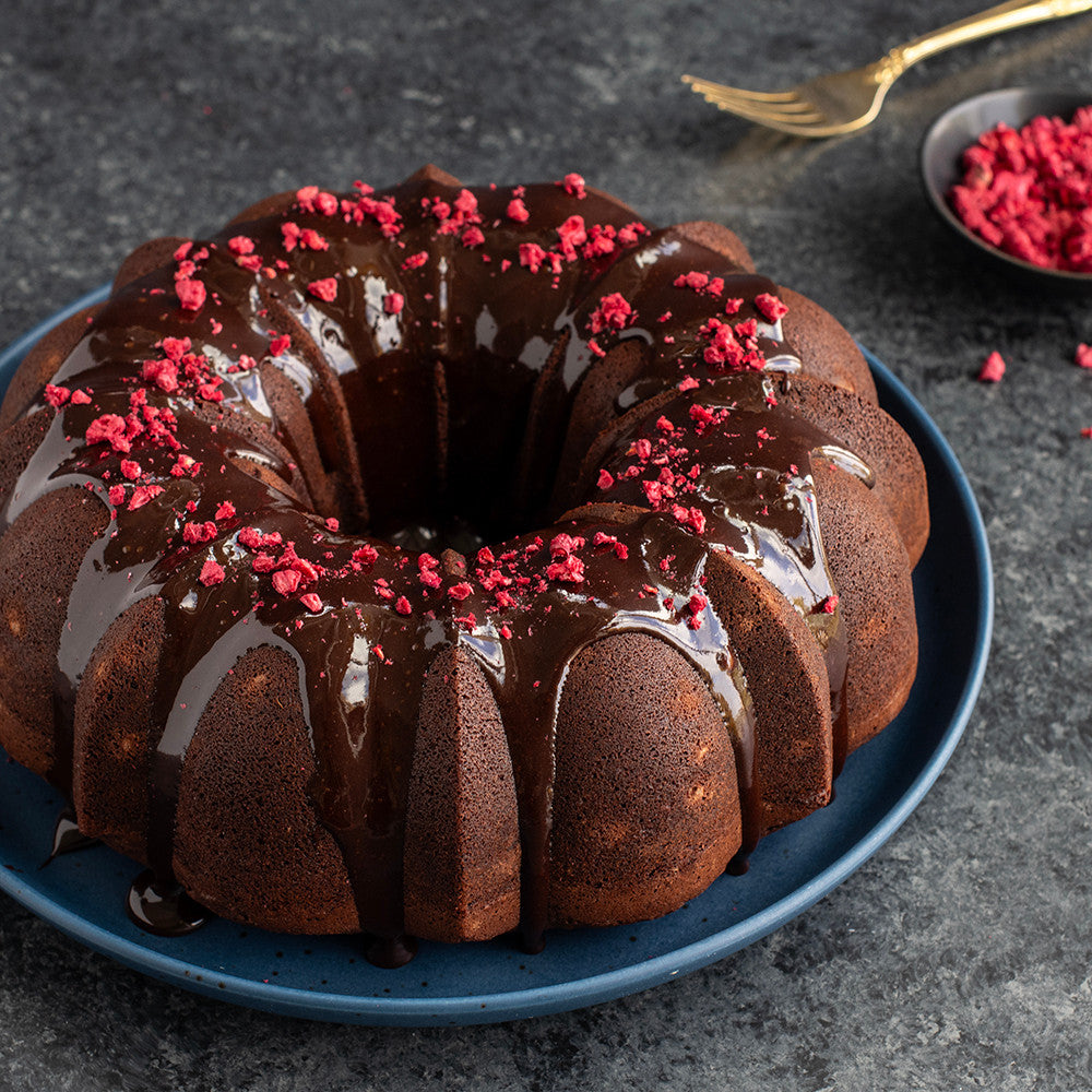 Nordic Ware Gold Anniversary Bundt Pan - 10-Cup Non-Stick Baking Pan for Cakes, Bread & Desserts - Perfect for Celebrations, Holidays & Home Baking
