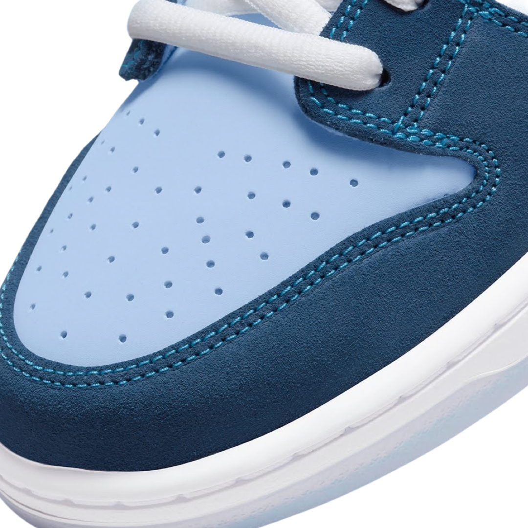 Nike SB Dunk Low Pro 