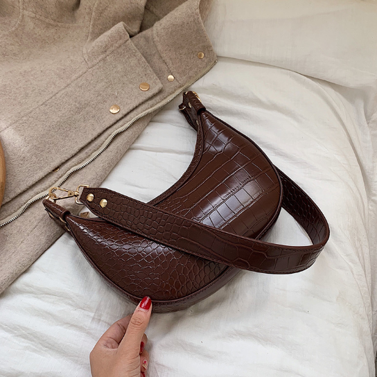 Vintage Leather Crossbody Bags for Women - Stylish Retro Shoulder Purse for Everyday Use, Travel & Date Nights