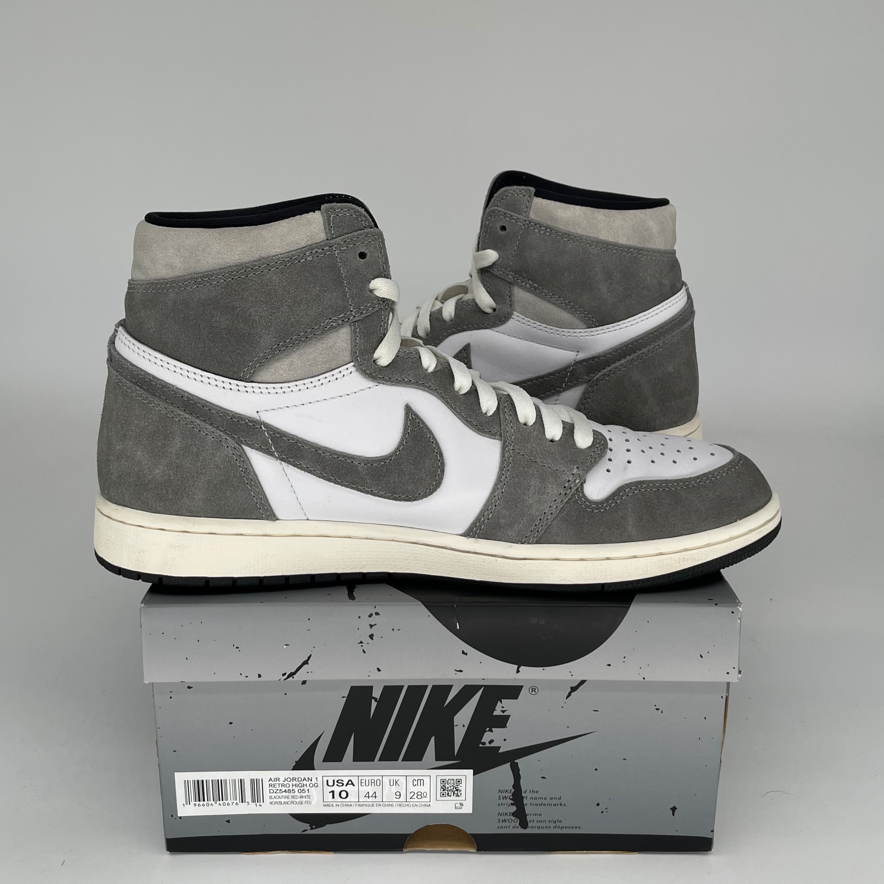 Air Jordan 1 Washed Black Men's Basketball Shoes - Size 10 (DZ5485-051) - Retro High-Top Sneakers for Casual Wear & Street Style