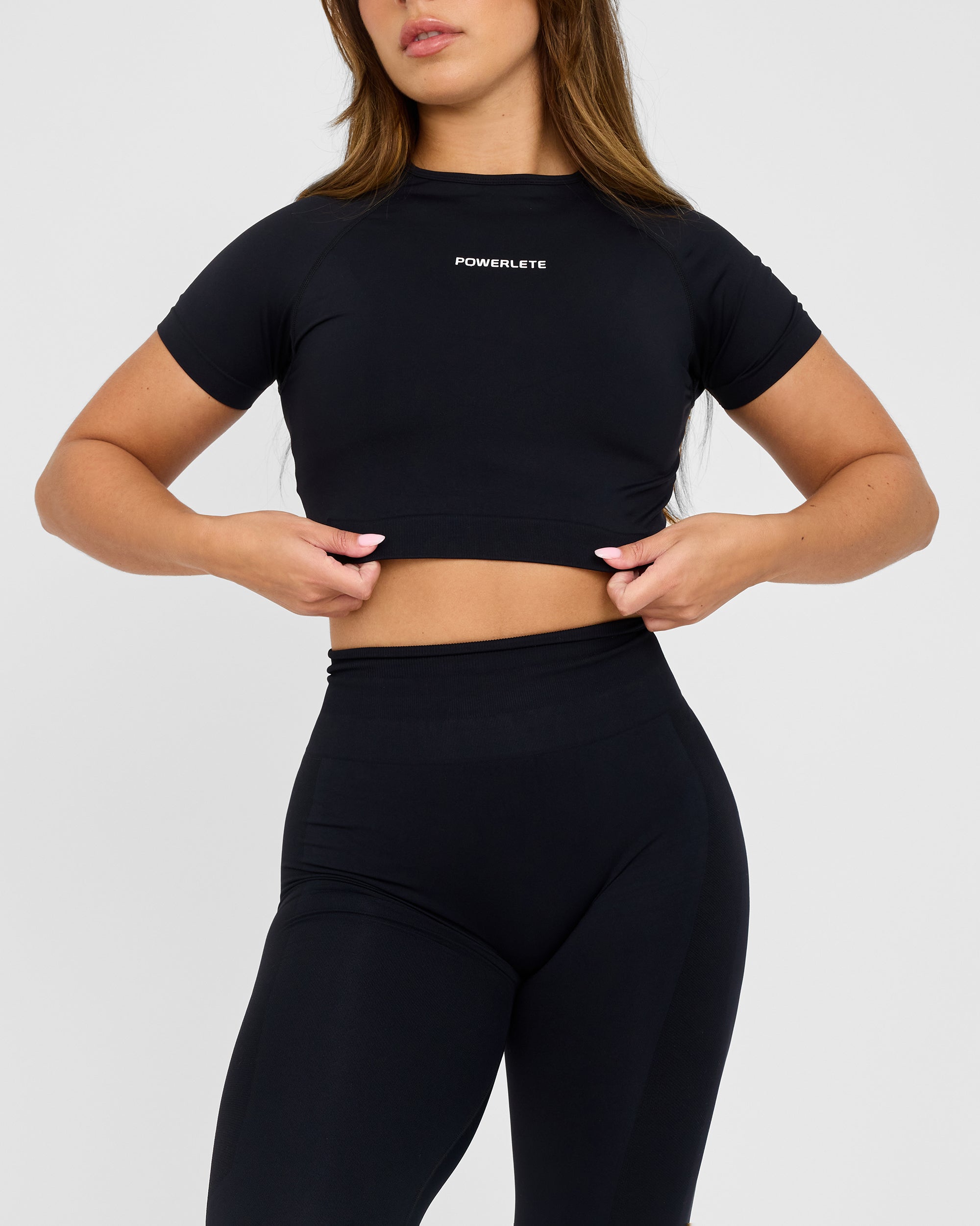 Evolve Seamless SS Crop Top - Women's Workout Tank Top for Yoga, Gym & Running - Breathable Athletic Shirt for Fitness & Activewear