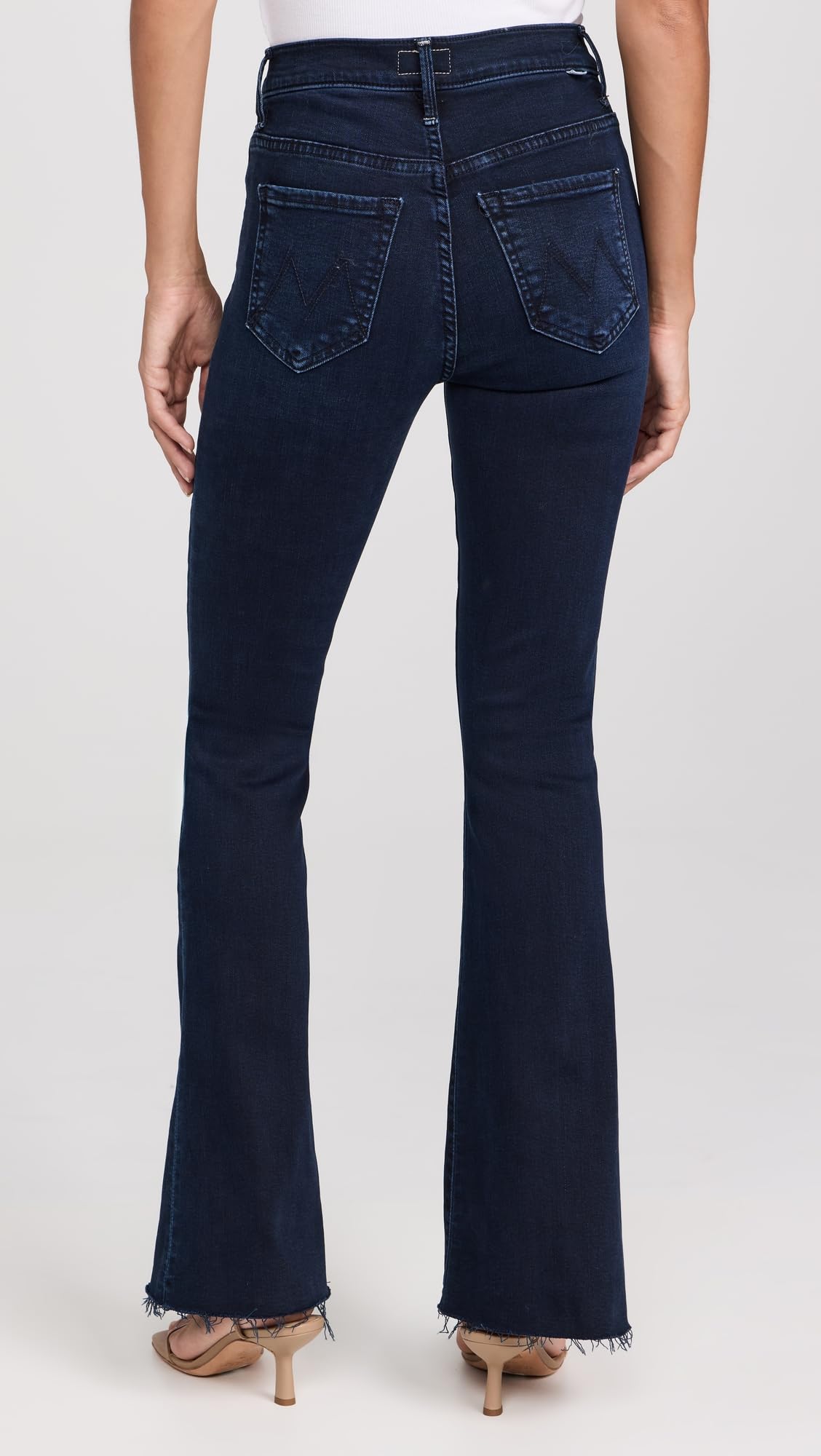 MOTHER Women's The Weekender Fray Jeans - Distressed Denim Pants for Casual Wear, Weekend Outfits & Street Style Fashion