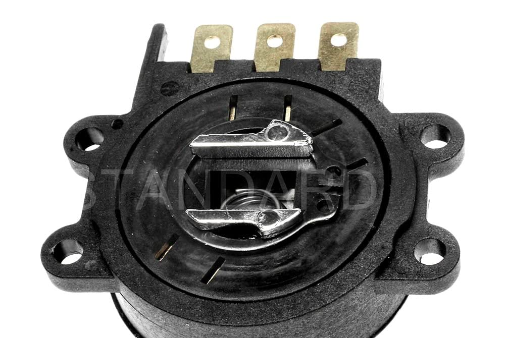Standard Motor Products MC2402 Ignition Switch - Replacement for GM Vehicles | Durable & Reliable Car Starter Switch for Smooth Engine Start | Perfect for Chevy, GMC, Buick & Cadillac Models