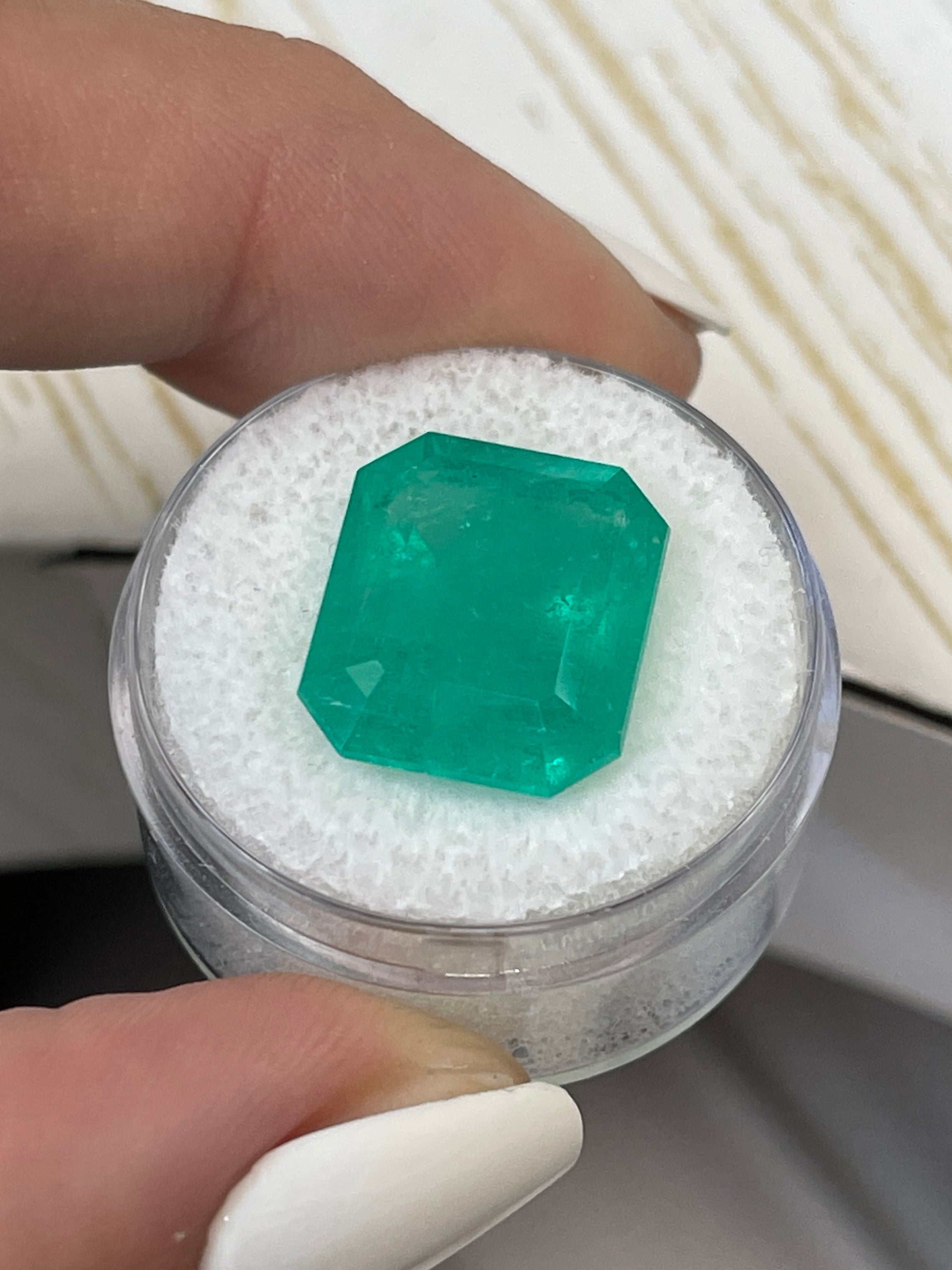 12.31 Carat Natural Colombian Emerald - Bluish Green Loose Gemstone 15.5x13mm Emerald Cut for Jewelry Making & Engagement Rings