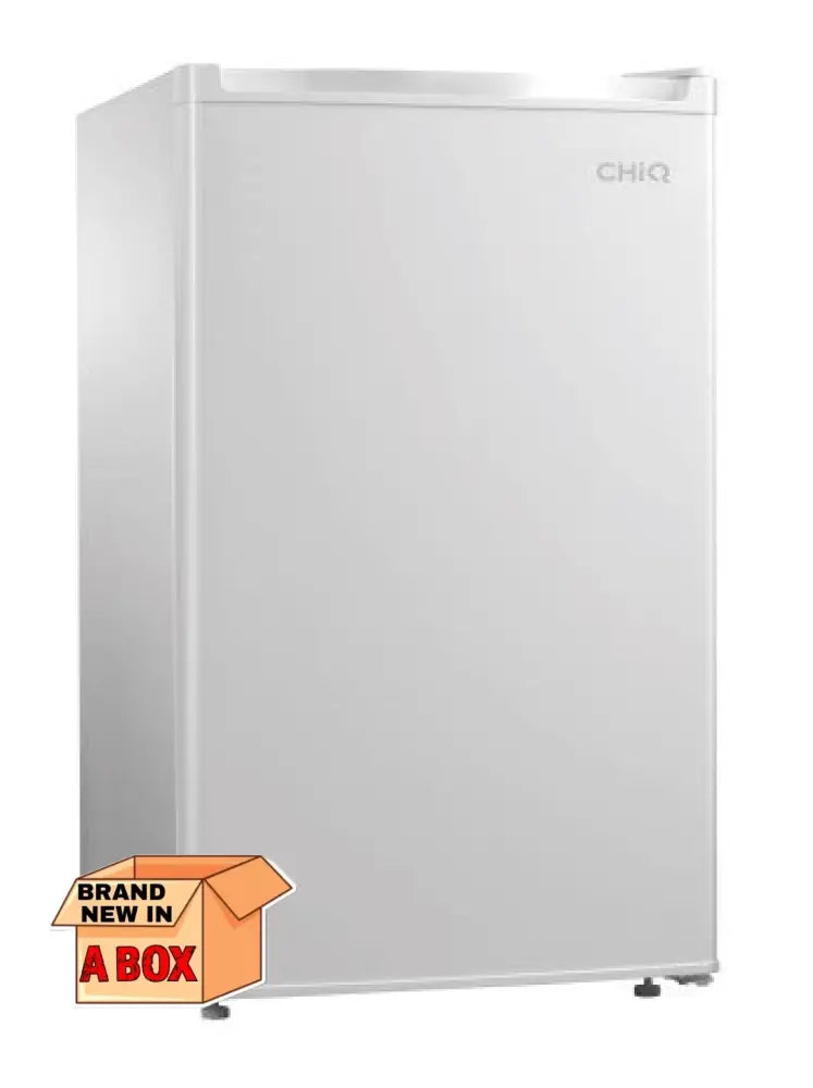 CHiQ CSR125DW 125L Single Door Mini Bar Fridge - Compact Beverage Cooler for Home, Office, Dorm & Small Spaces - Perfect for Drinks, Snacks & Beauty Products Storage