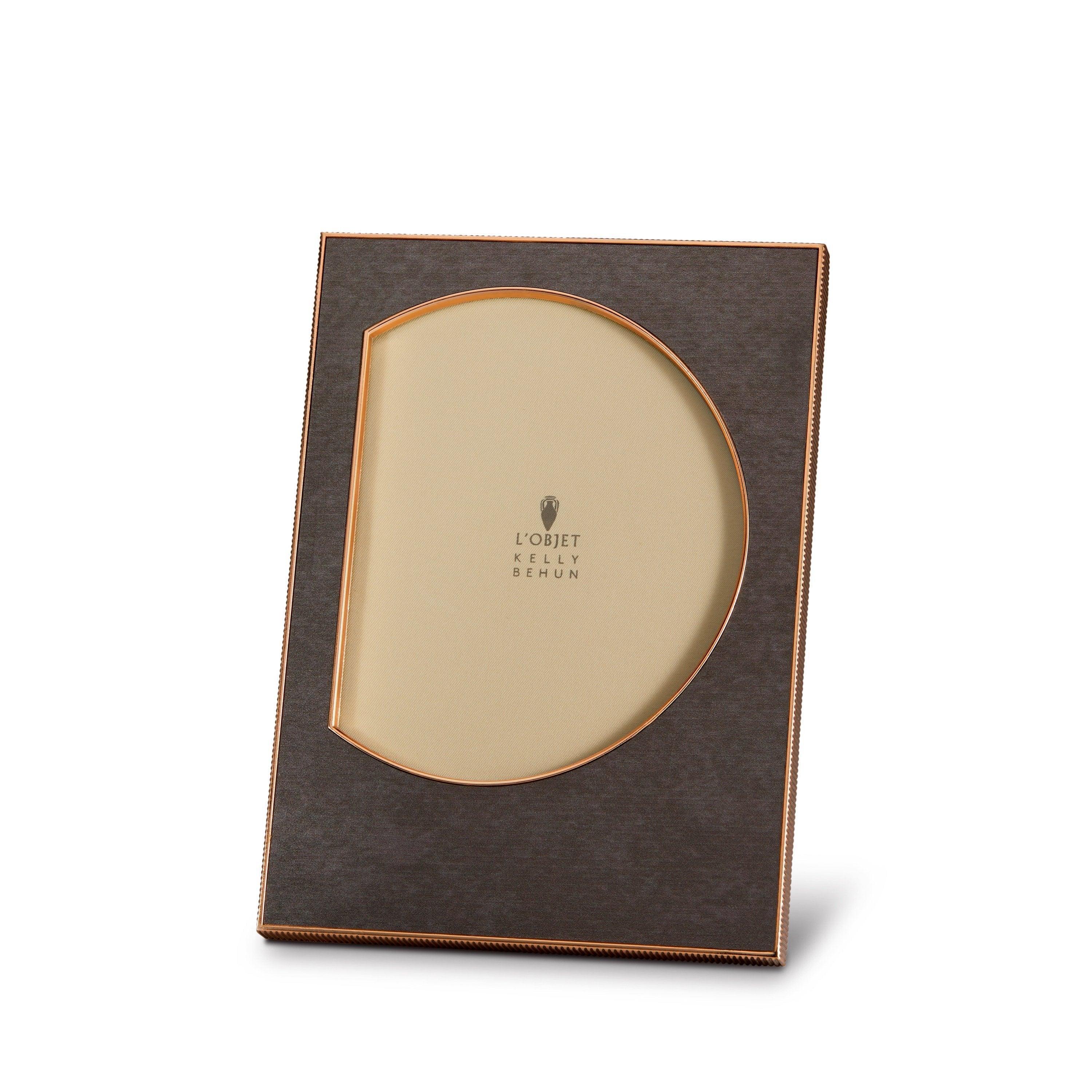 Kelly Behun Side Eye Frame - Modern Minimalist Picture Frame for Wall Art & Photo Display - Perfect for Home, Office & Gallery Decor
