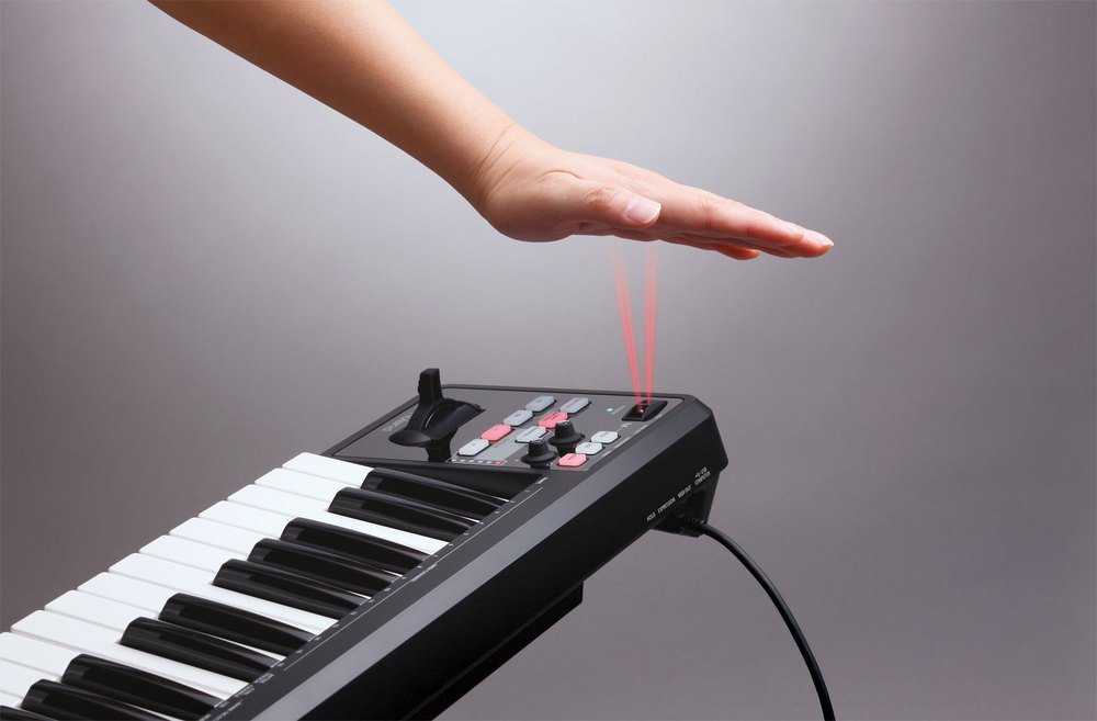 Roland A-49-BK 49-Key MIDI Keyboard Controller - Professional USB MIDI Keyboard for Music Production, Recording & Live Performance - Perfect for Home Studio, DJ Setup & Beat Making (Japan Import)