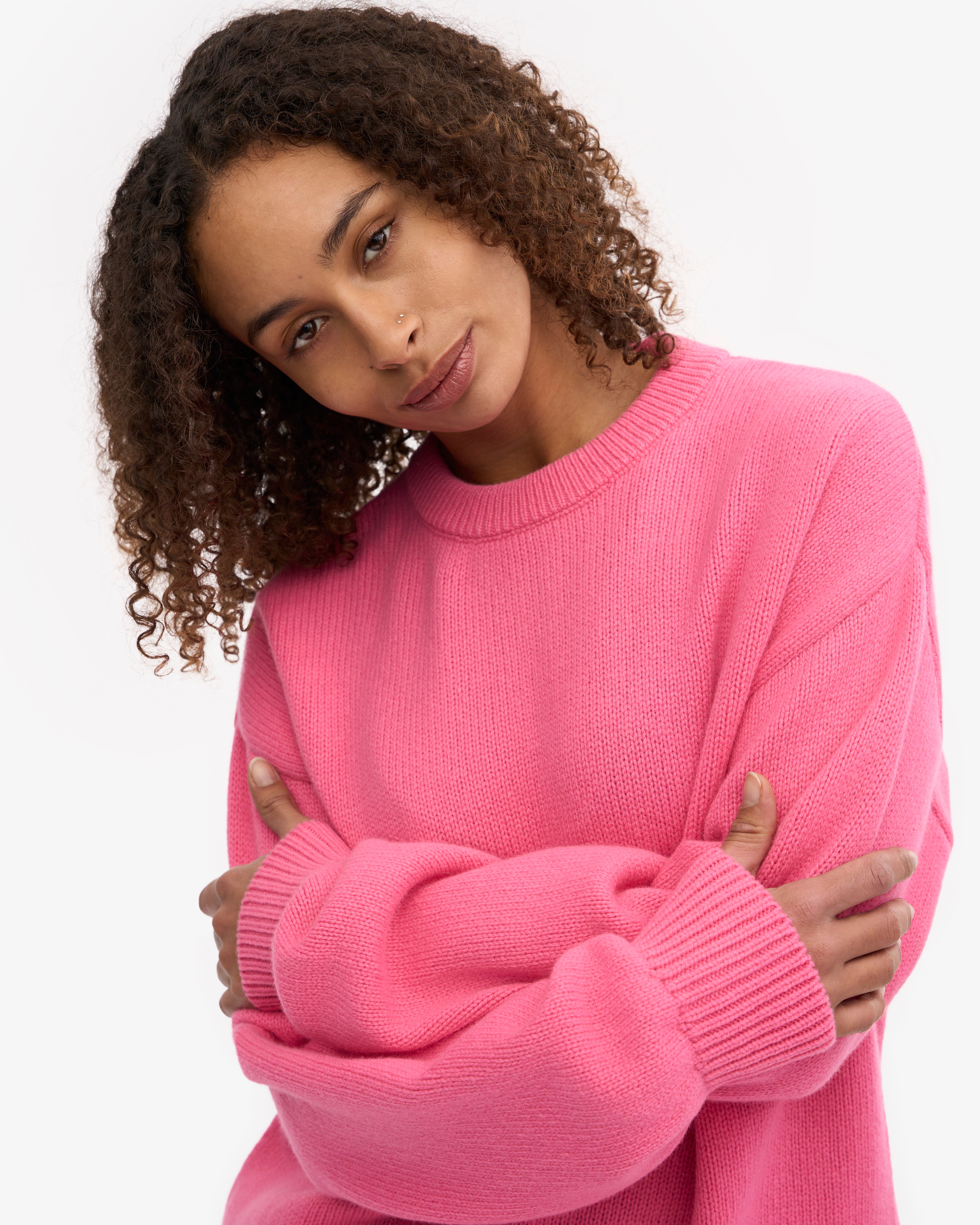 Oversized Merino Wool Sweater Women's Crewneck Pullover - Soft Bubblegum Pink Winter Knitwear for Cozy Lounge & Casual Outings