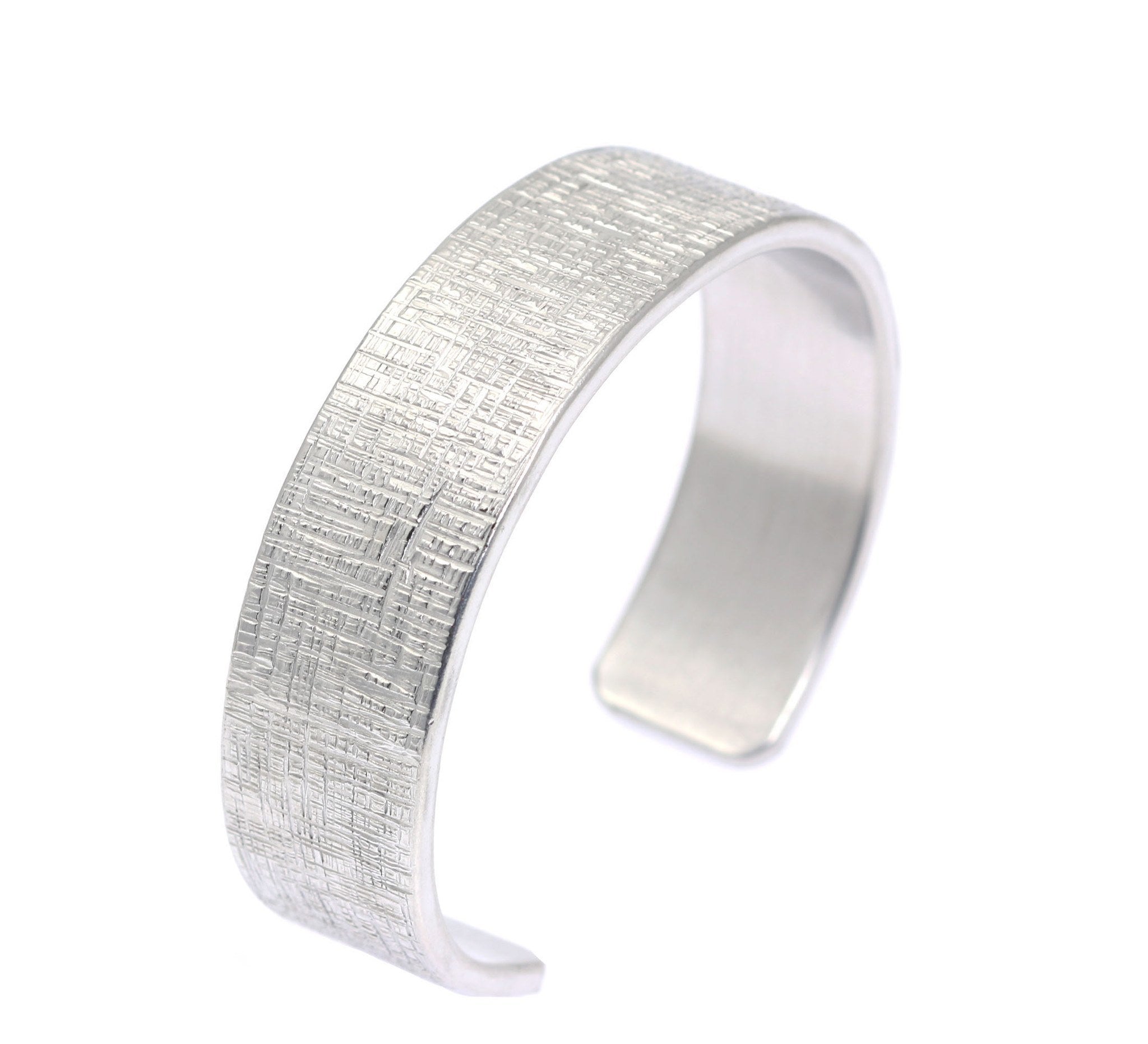 Stylish Linen & Aluminum Cuff Bracelet for Women - Boho Chic Handmade Jewelry - Perfect for Casual Wear, Parties & Gifts